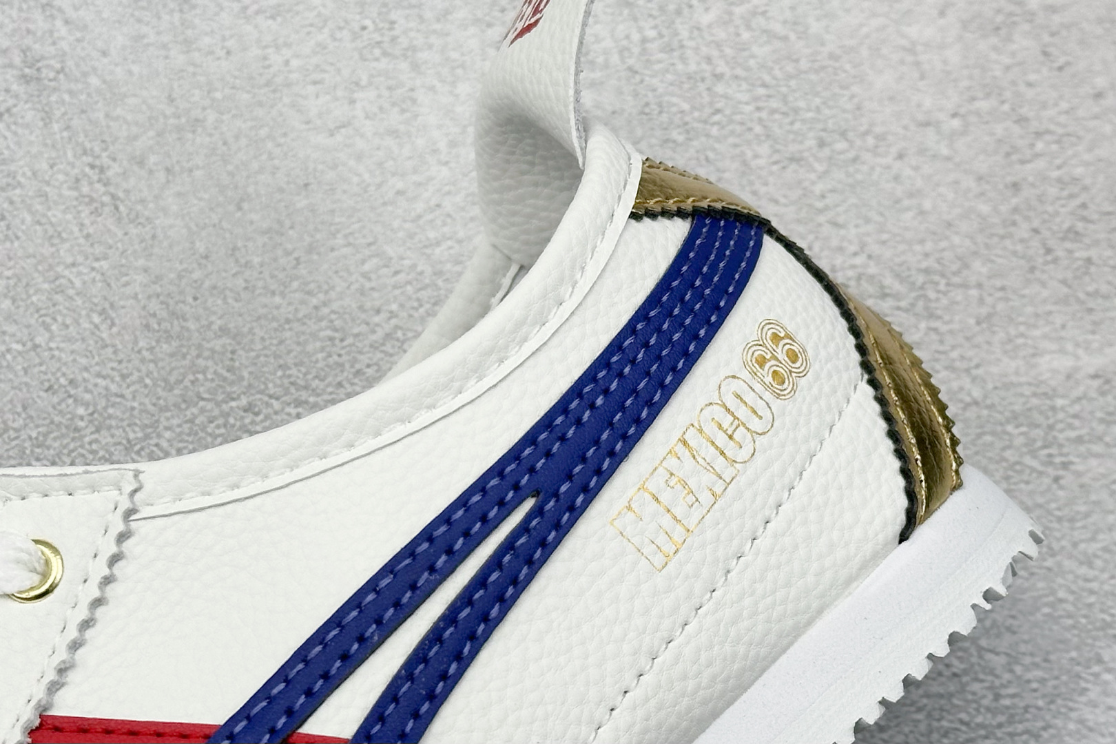  终端放店
SF版 鬼塚虎/Onitsuka Tiger Mexico 66®经典墨西哥系列低帮复古经典
