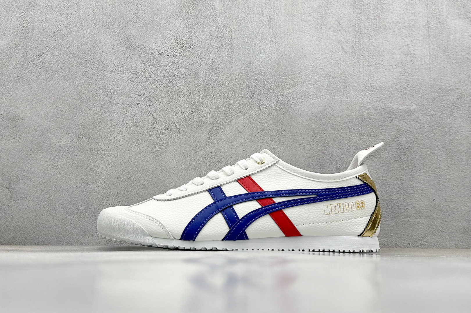  终端放店
SF版 鬼塚虎/Onitsuka Tiger Mexico 66®经典墨西哥系列低帮复古经典
