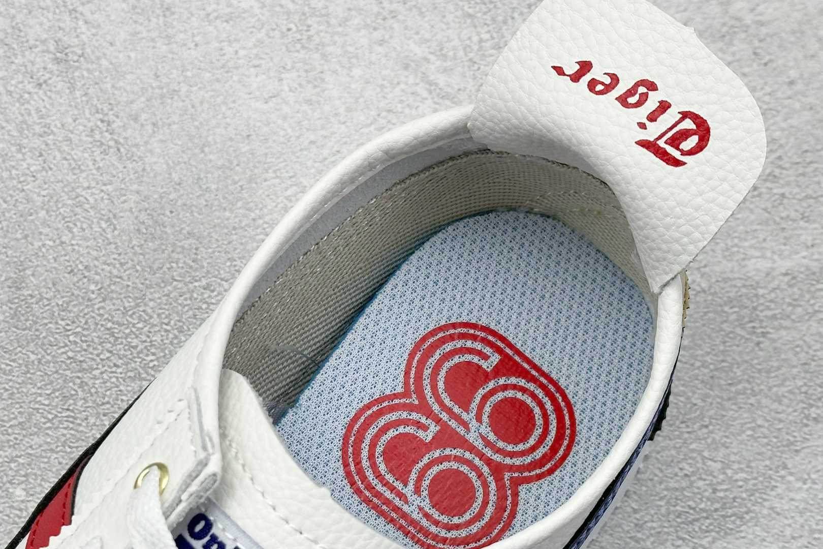  终端放店
SF版 鬼塚虎/Onitsuka Tiger Mexico 66®经典墨西哥系列低帮复古经典