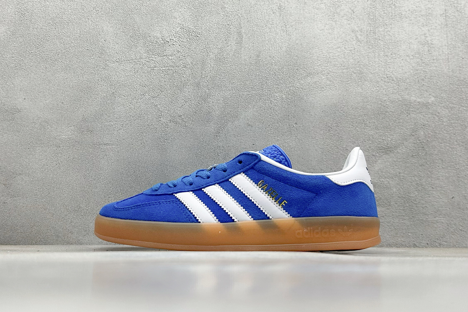  
adidas Originals Gazelle INdoor 蓝白
三叶草休闲防滑耐磨低帮板鞋
鞋