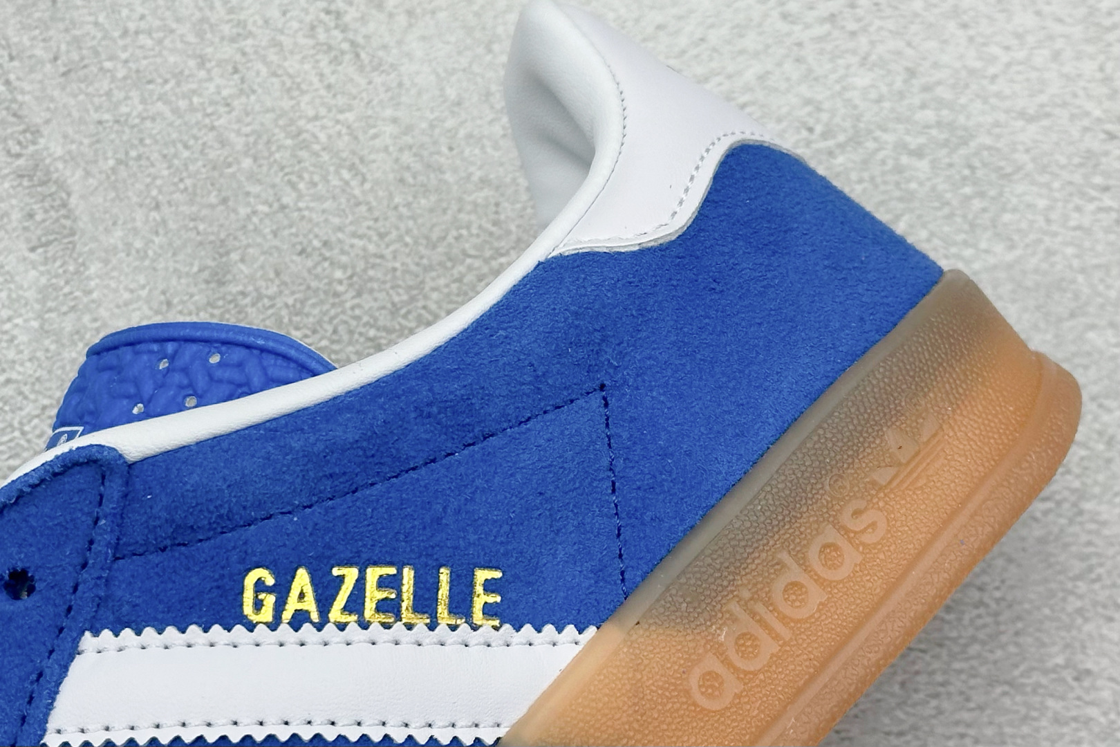  
adidas Originals Gazelle INdoor 蓝白
三叶草休闲防滑耐磨低帮板鞋
鞋
