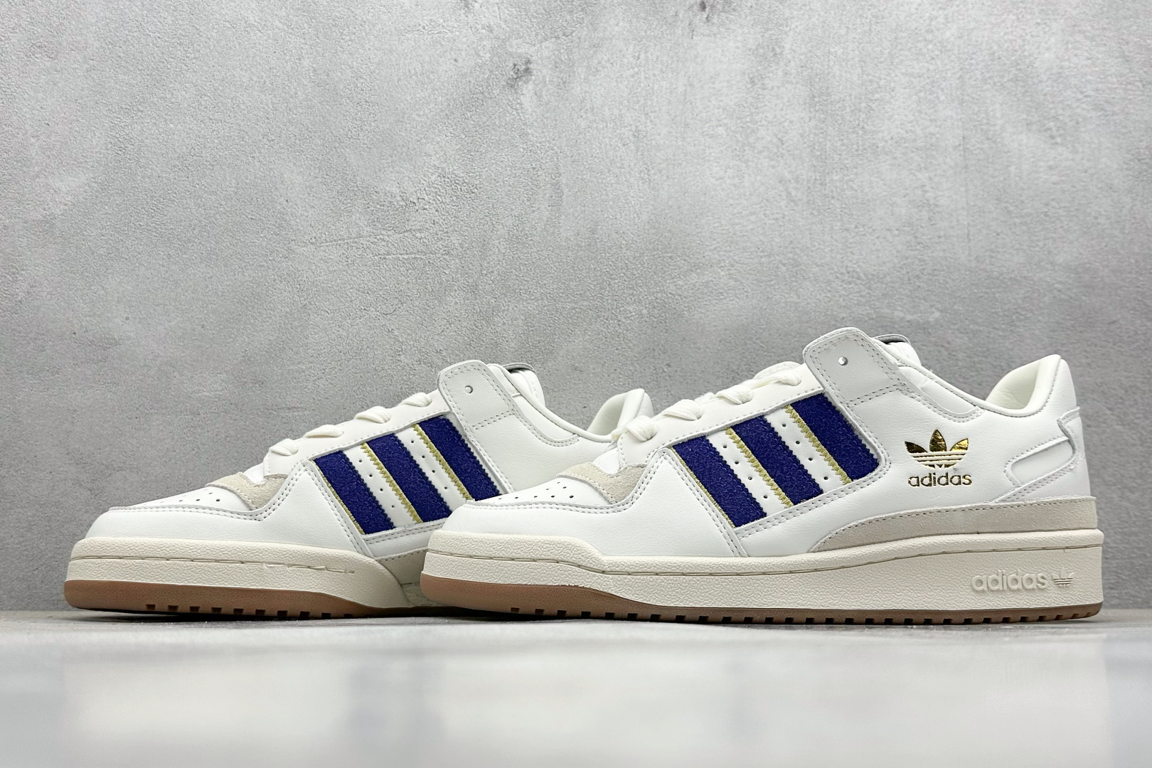  
Adidas Forum Low CL 三叶草低帮
公司级版本 极力推荐
经典复古板鞋 男女潮流头层