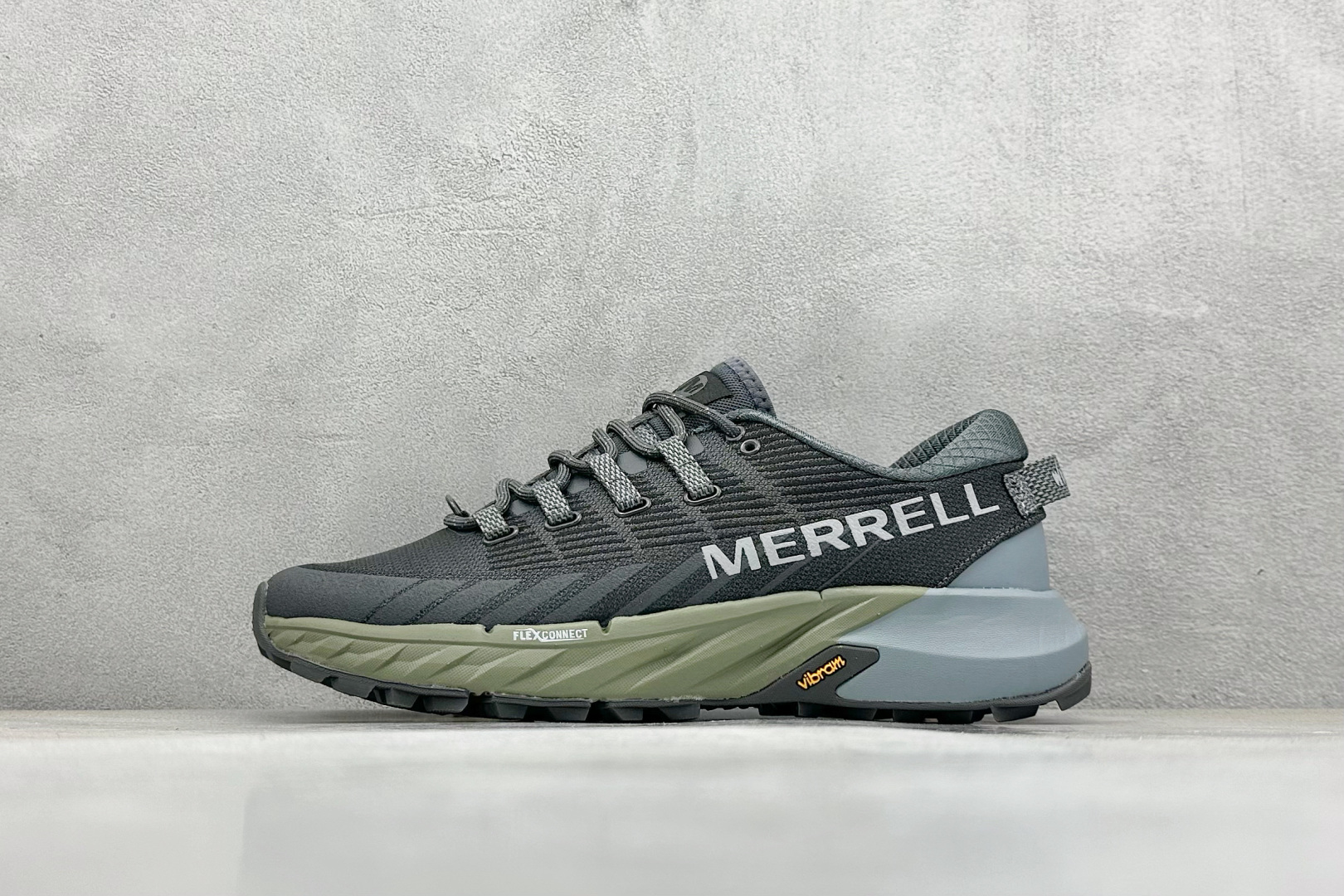  
Merrell Agility Peak 4 X WILDTHINGS 迈乐 蜂鸟 减震防滑透气徒步