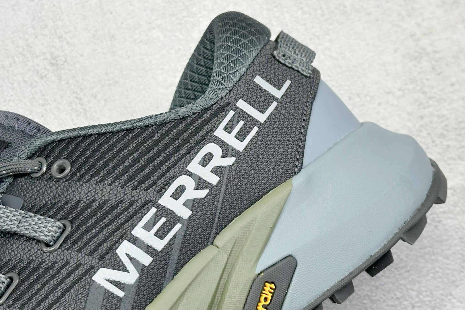  
Merrell Agility Peak 4 X WILDTHINGS 迈乐 蜂鸟 减震防滑透气徒步