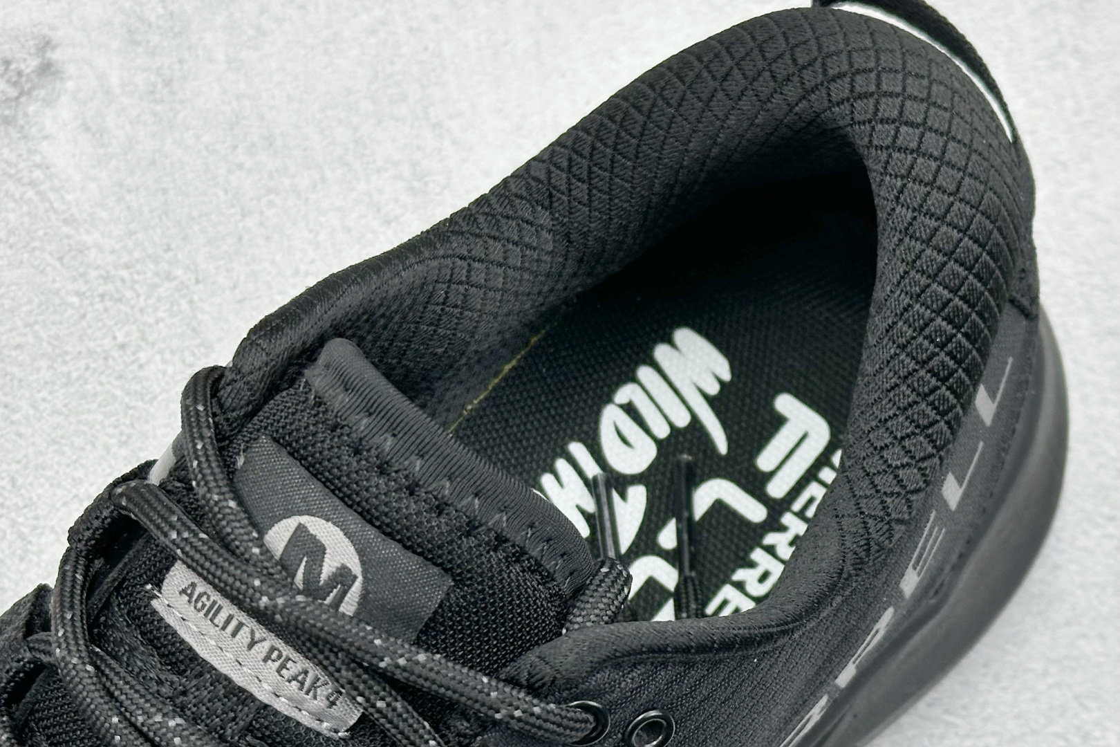  
Merrell Agility Peak 4 X WILDTHINGS 迈乐 蜂鸟 减震防滑透气徒步