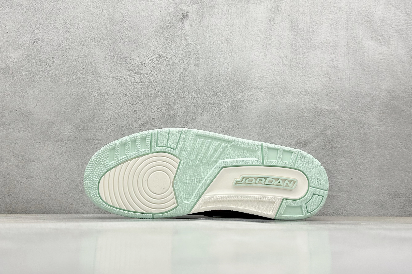 Nike Air Jordan Legacy 312 Low 白绿
乔丹最强三合一混合版 性价比天花