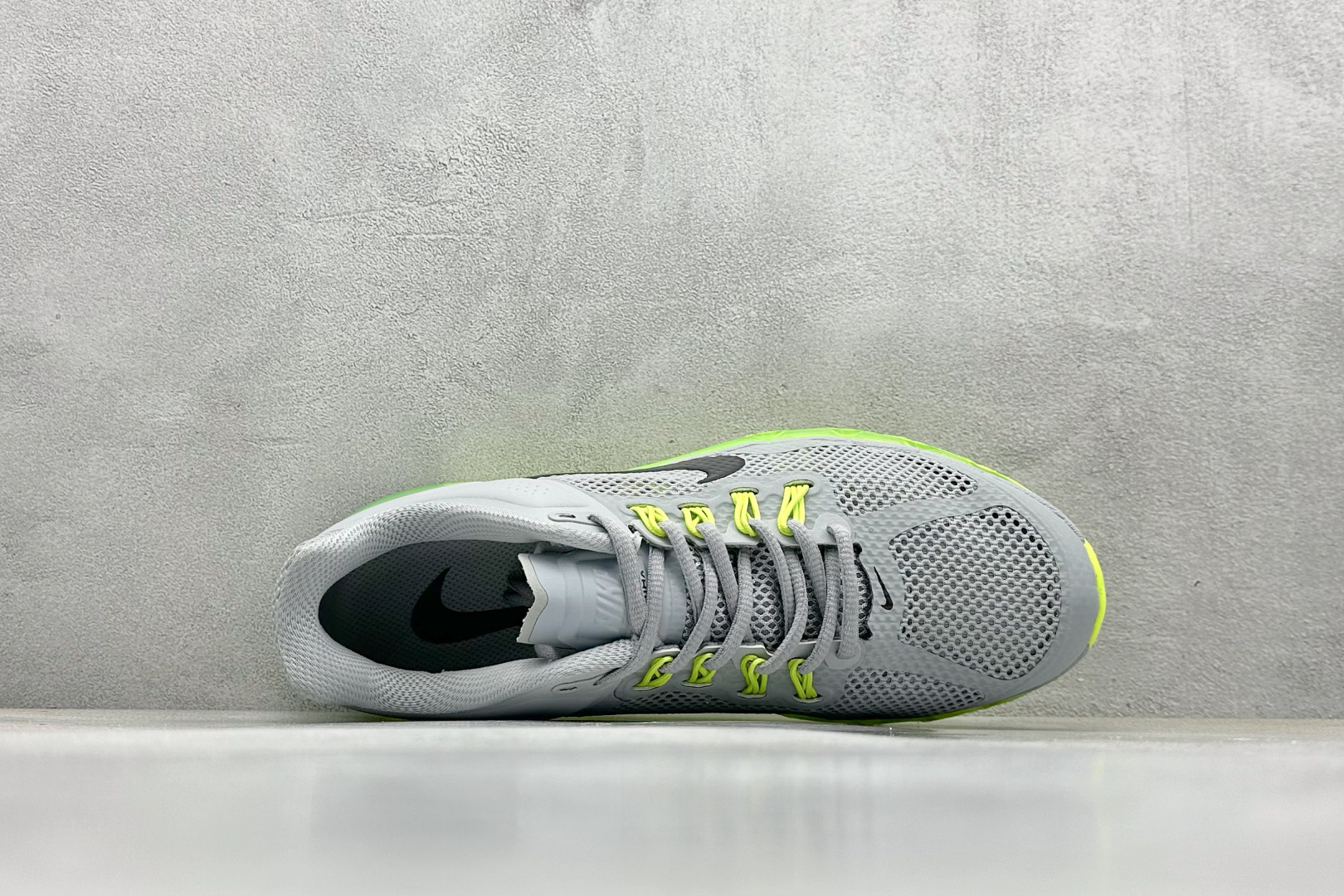  终端放店
YH版 NIKE Air Max 2013 耐克复古透气网布
全掌气垫 缓震跑步鞋 
#搭