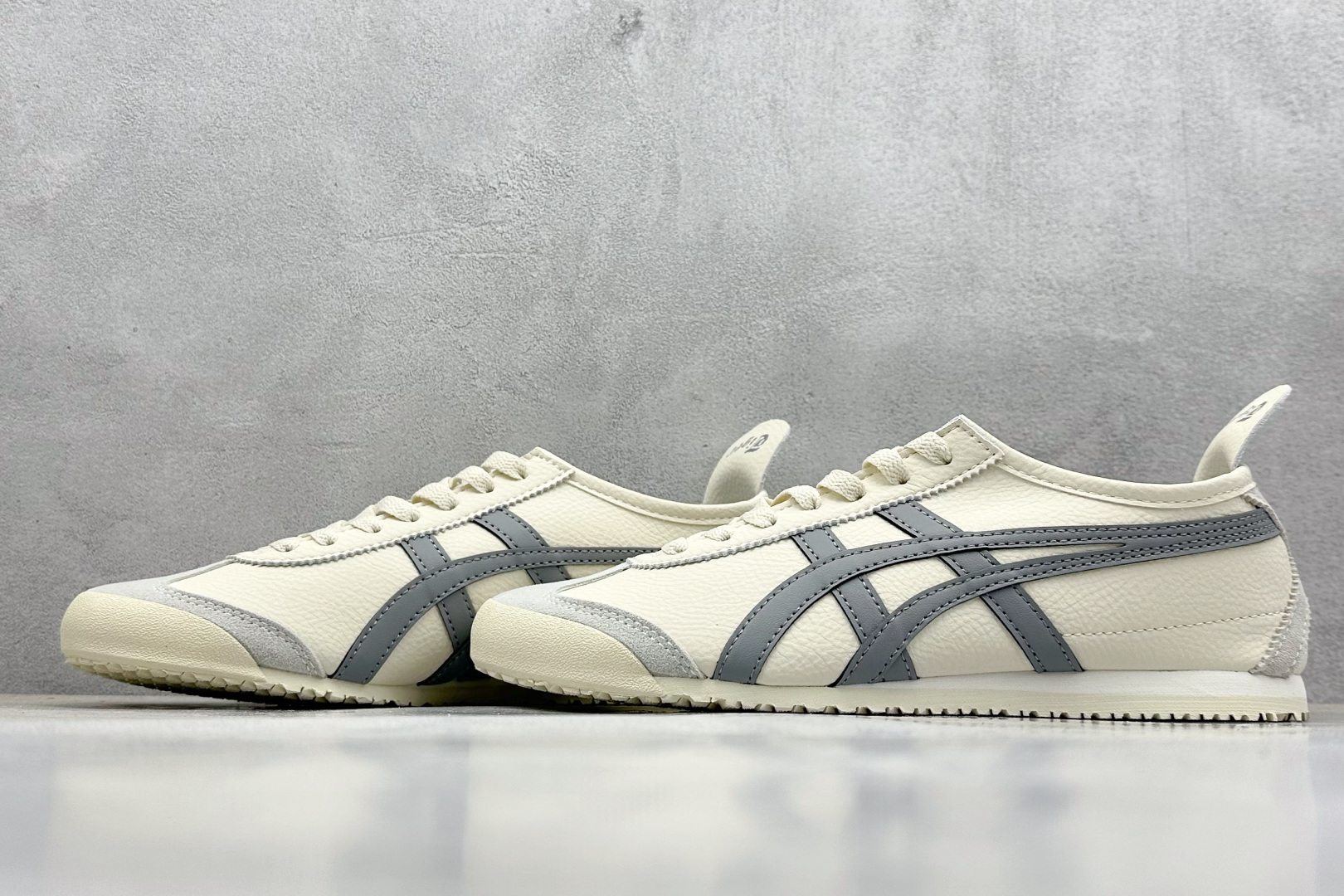  终端放店
SF版 鬼塚虎/Onitsuka Tiger Mexico 66®经典墨西哥系列低帮复古经典
