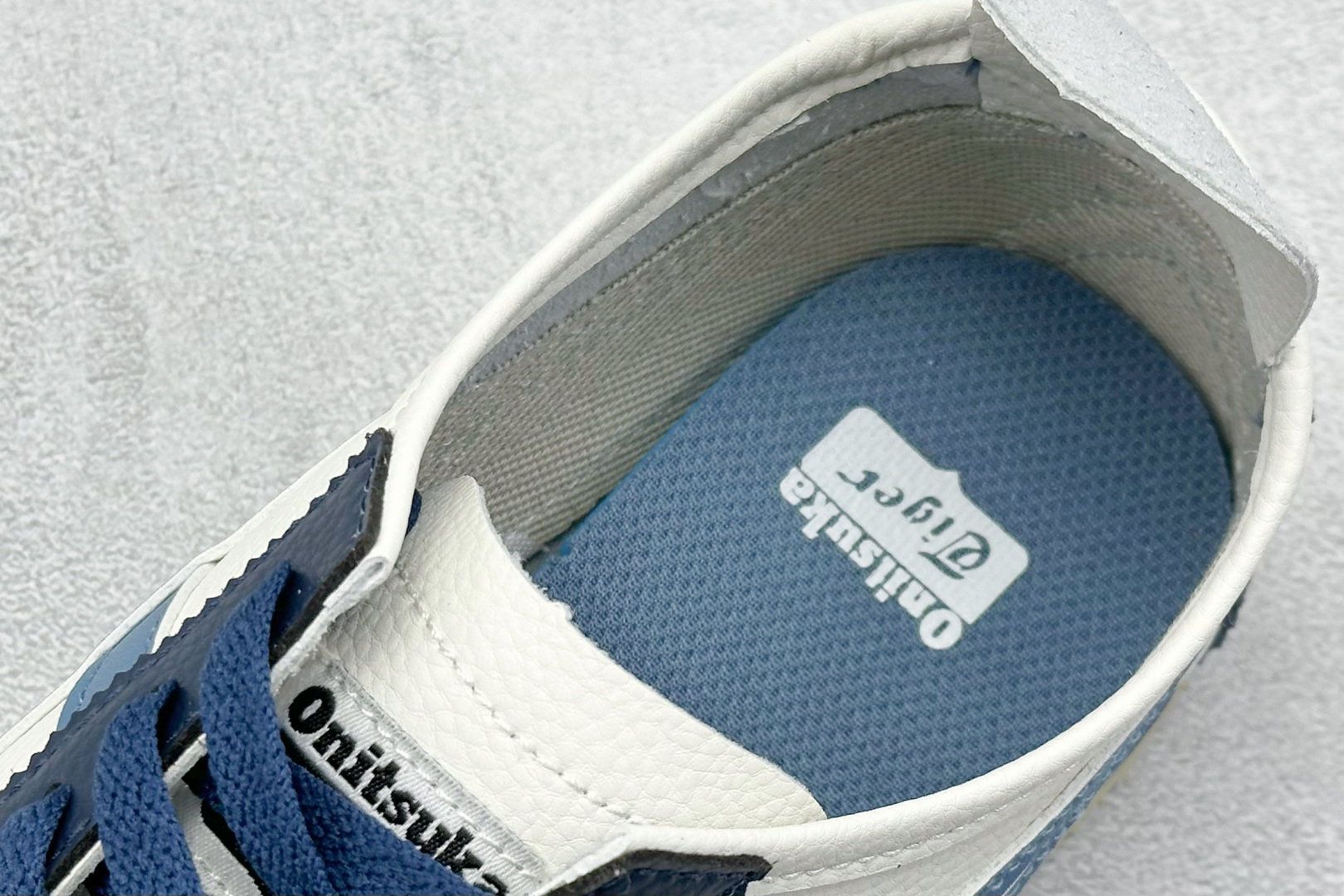  终端放店
SF版 鬼塚虎/Onitsuka Tiger Mexico 66®经典墨西哥系列低帮复古经典