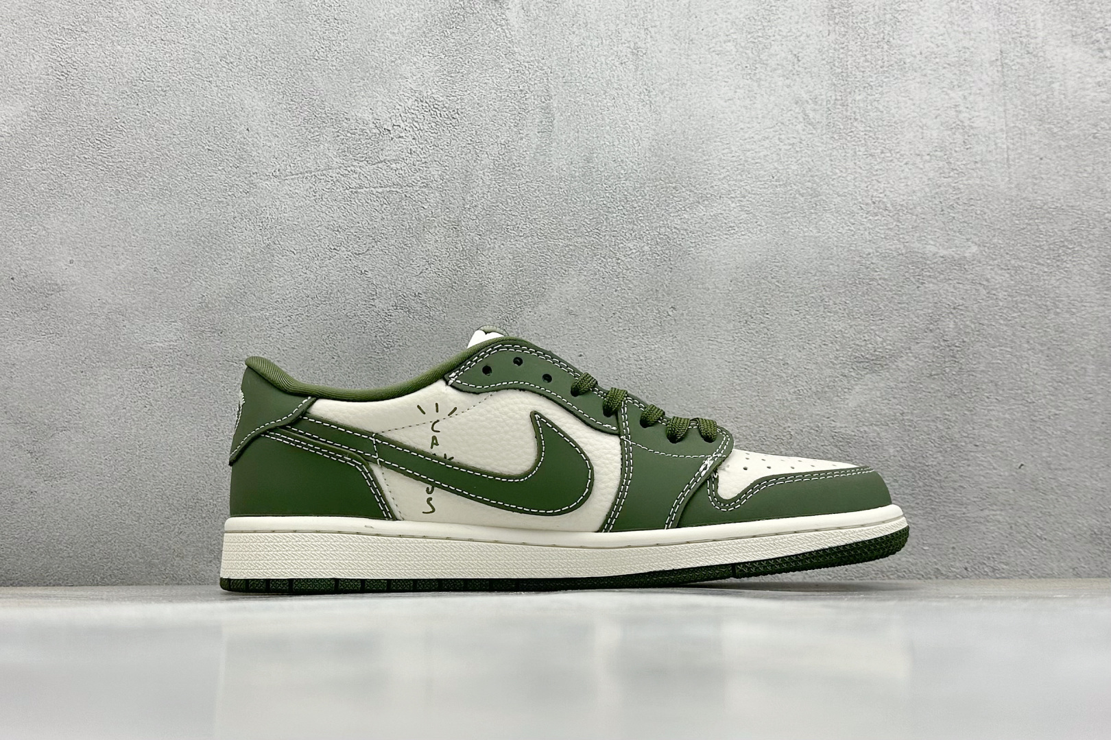 终端放店
XC版 Travis Scott x Fragment Design x Air Jorda