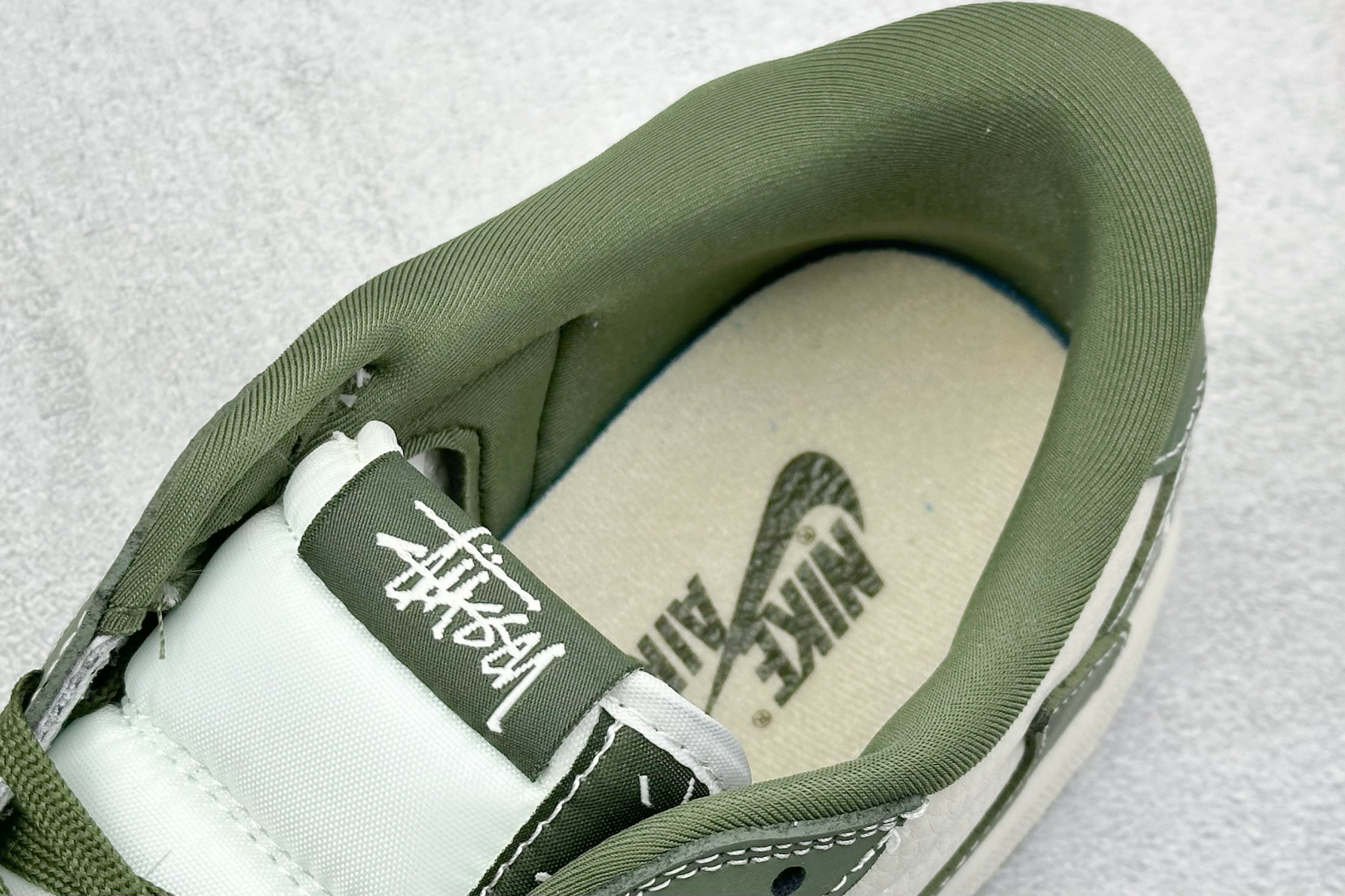 终端放店
XC版 Travis Scott x Fragment Design x Air Jorda