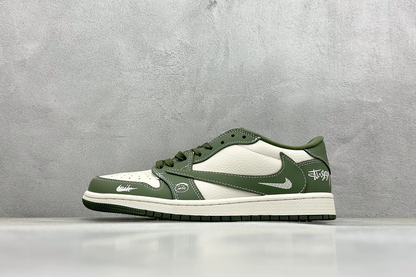 终端放店
XC版 Travis Scott x Fragment Design x Air Jorda