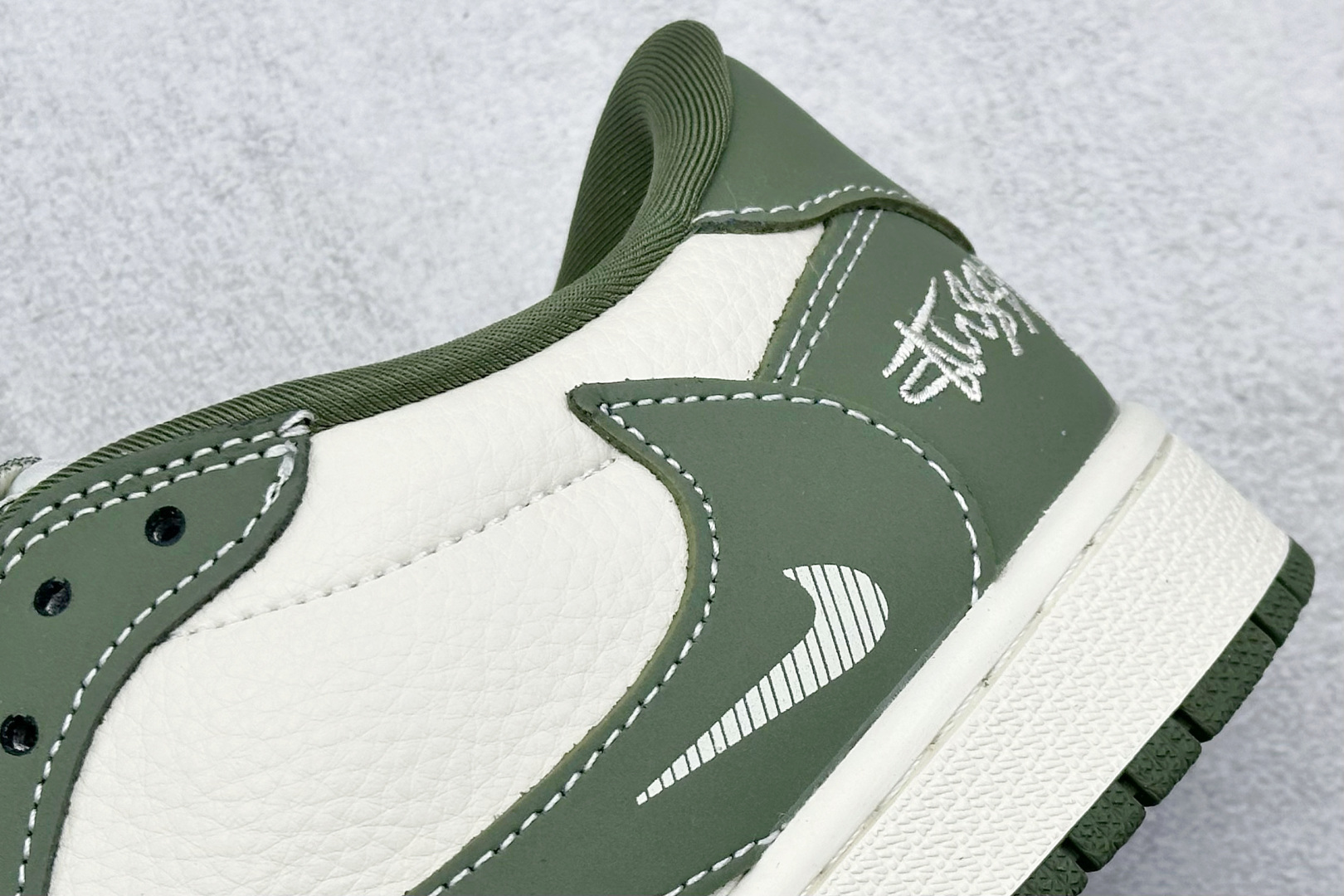 终端放店
XC版 Travis Scott x Fragment Design x Air Jorda