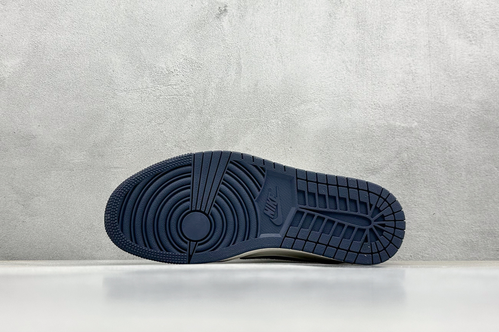 终端放店
XC版 Travis Scott x Fragment Design x Air Jorda