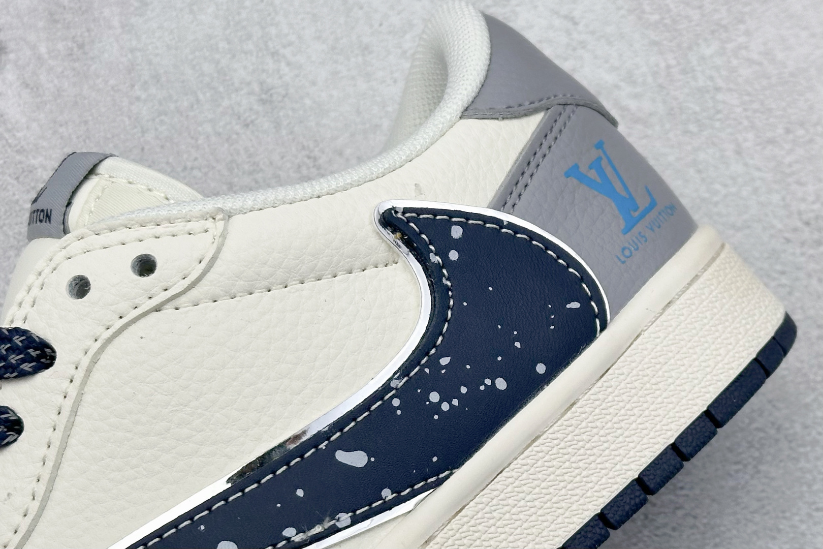 终端放店
XC版 Travis Scott x Fragment Design x Air Jorda