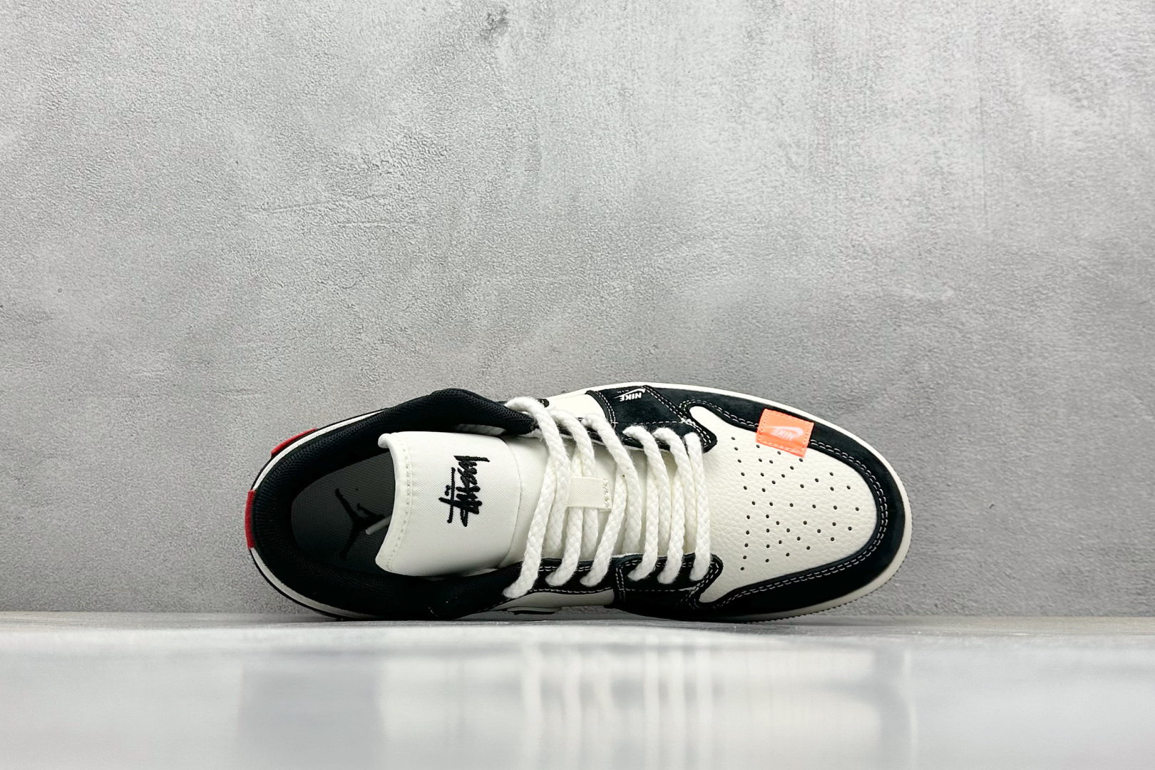  终端放店
XC版 Air Jordan 1 Low AJ1 乔1 斯图西联名 米黑黄织布标 高端定制 