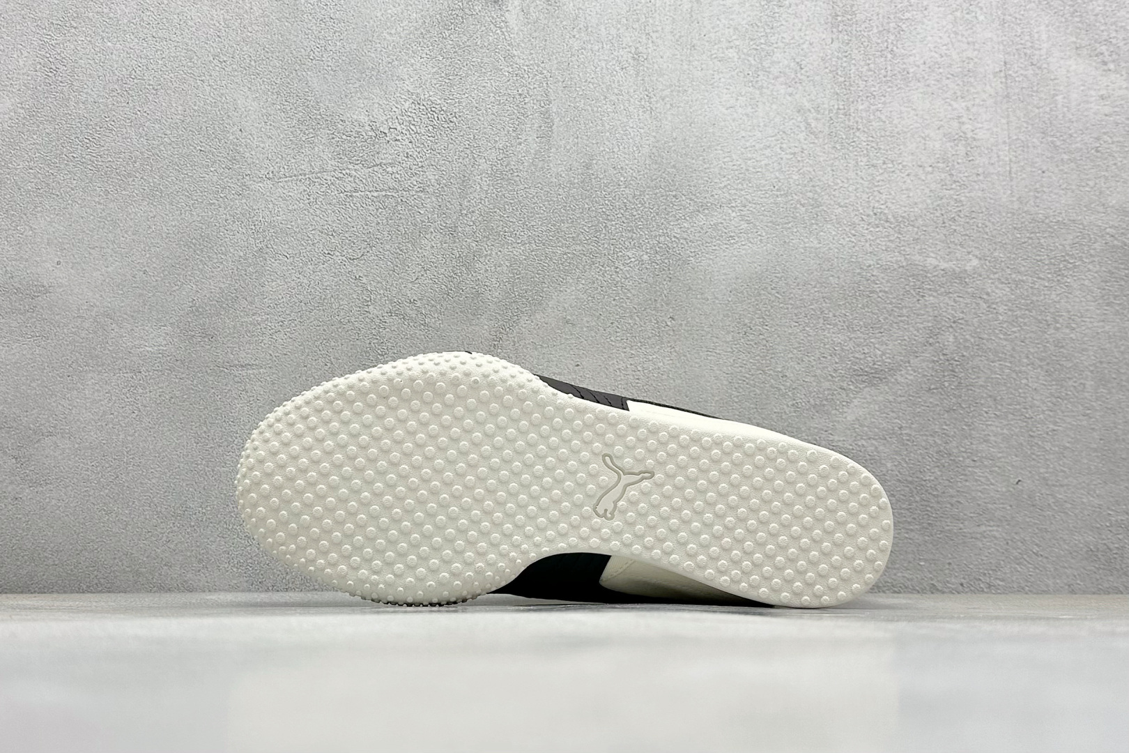  
TG版 Puma Bellta UT Leather 透气布面
彪马薄底系列 复古运动休闲跑鞋 
鞋