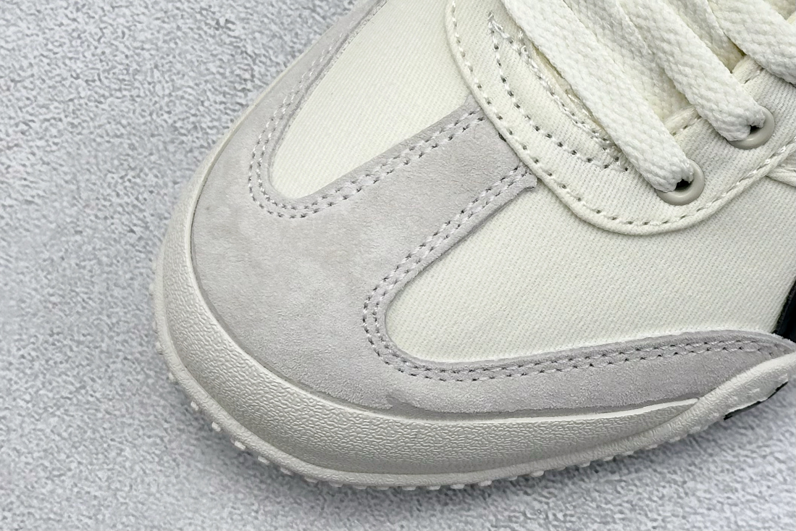  
TG版 Puma Bellta UT Leather 透气布面
彪马薄底系列 复古运动休闲跑鞋 
鞋