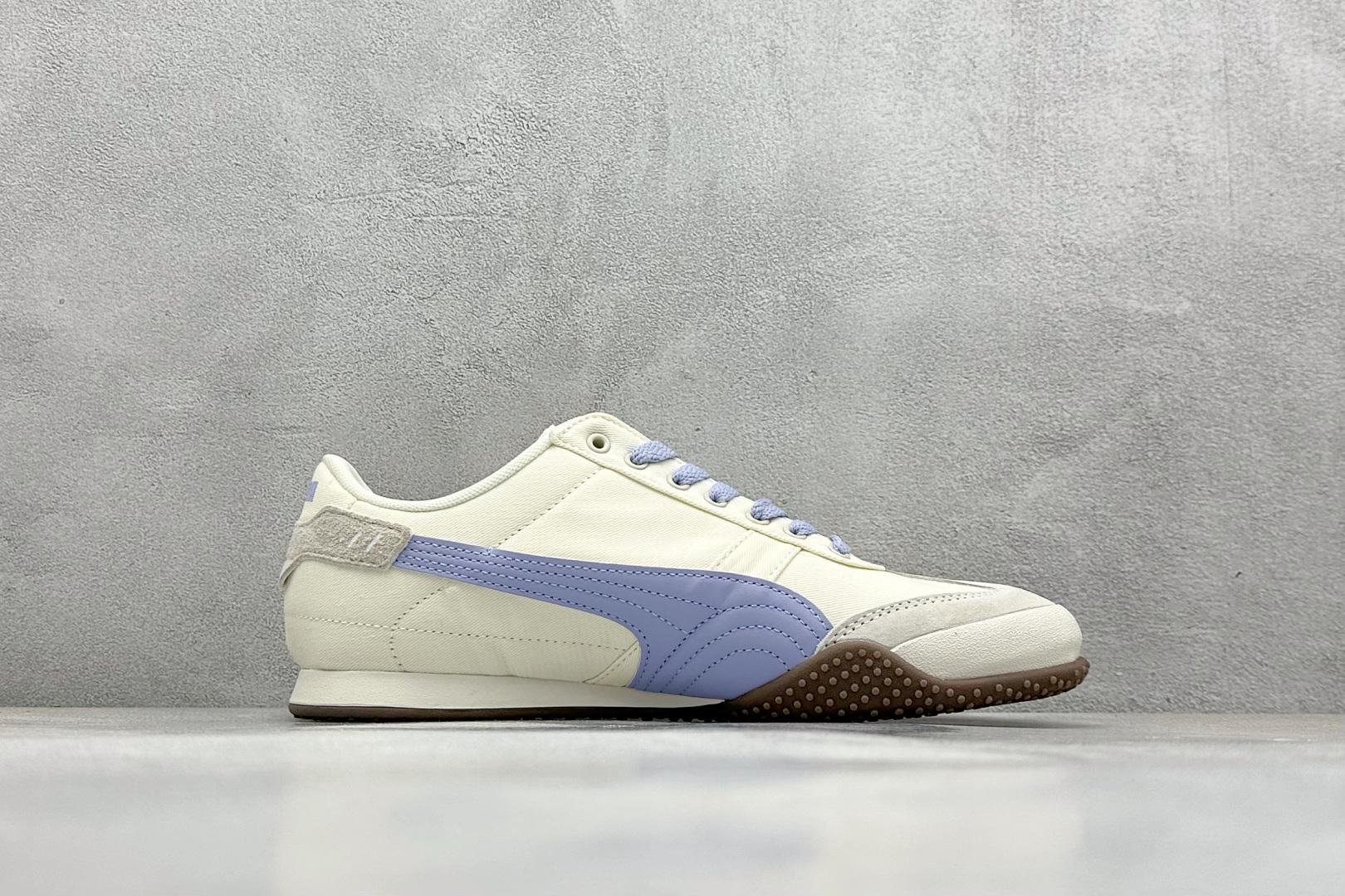  
TG版 Puma Bellta UT Leather 透气布面
彪马薄底系列 复古运动休闲跑鞋 
鞋