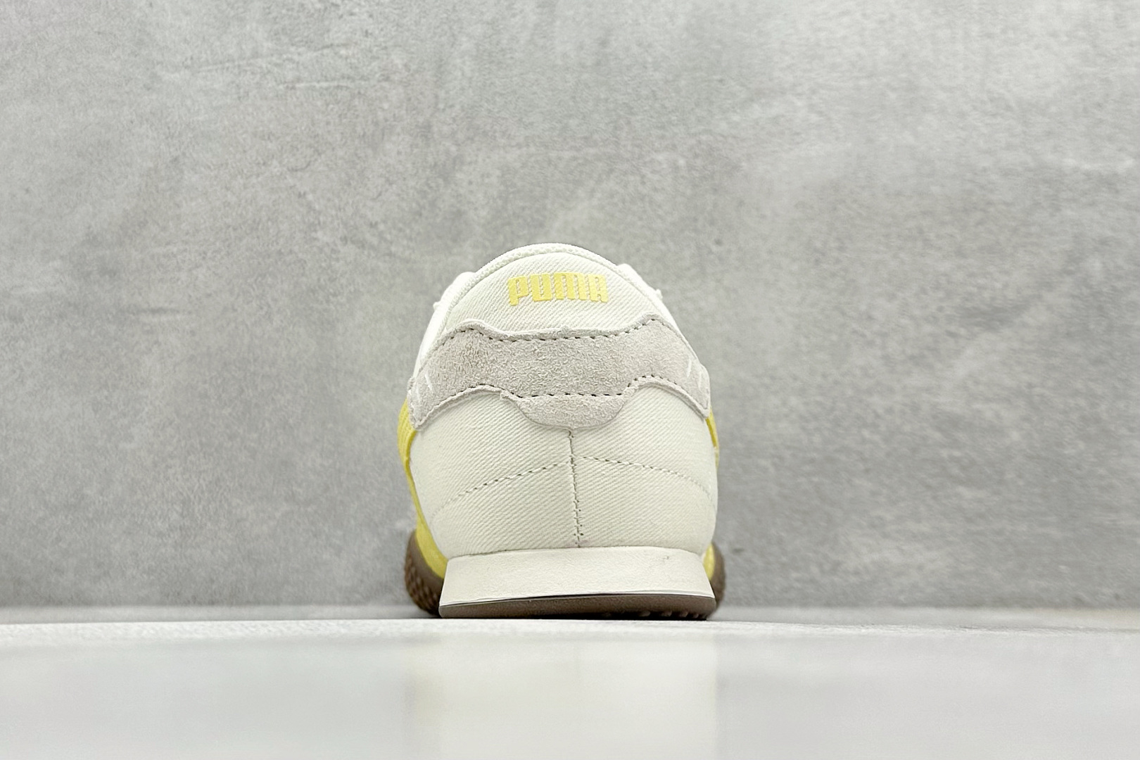  
TG版 Puma Bellta UT Leather 透气布面
彪马薄底系列 复古运动休闲跑鞋 
鞋
