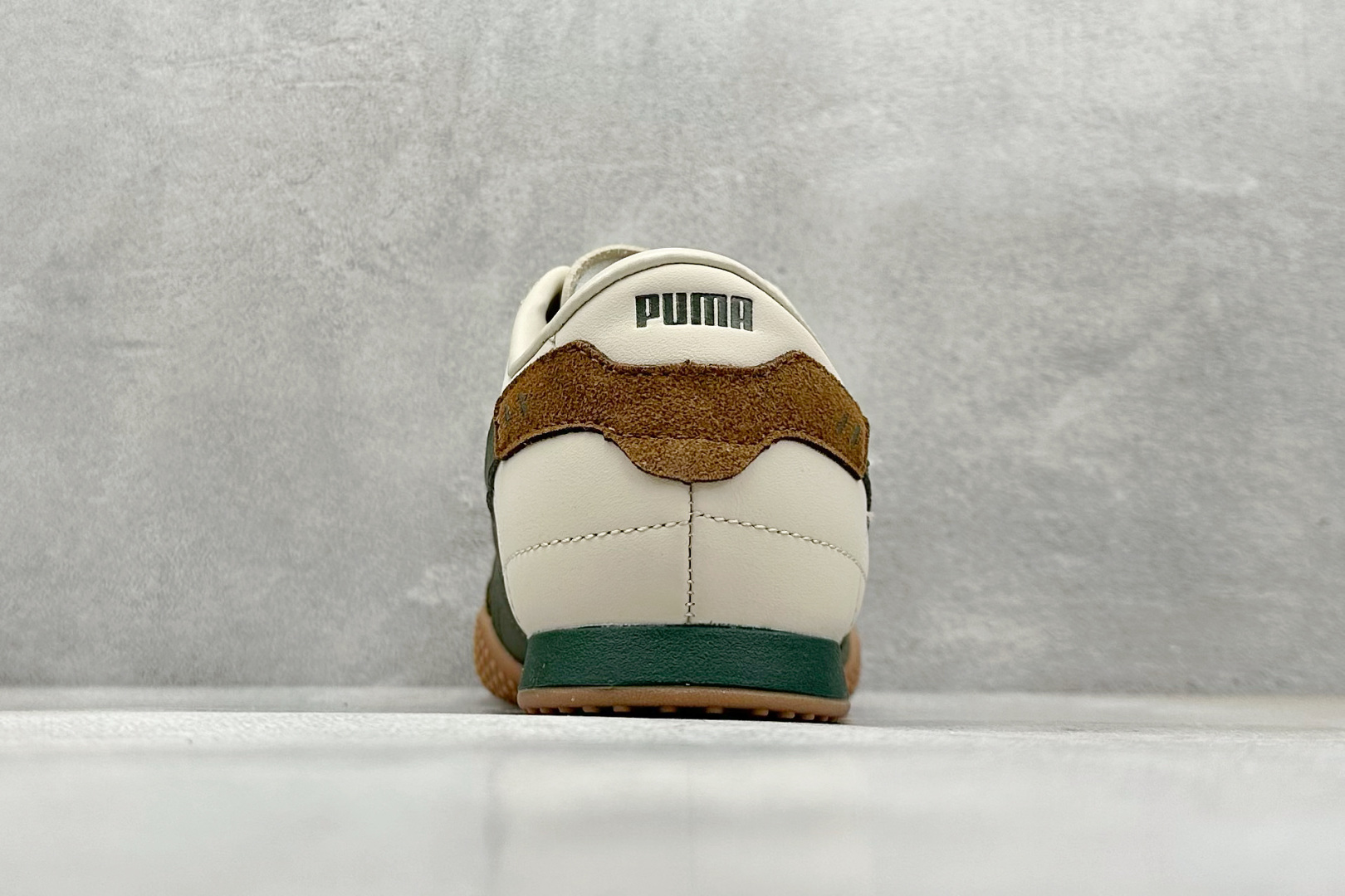  
TG版 Puma Bellta UT Leather 透气布面
彪马薄底系列 复古运动休闲跑鞋 
鞋