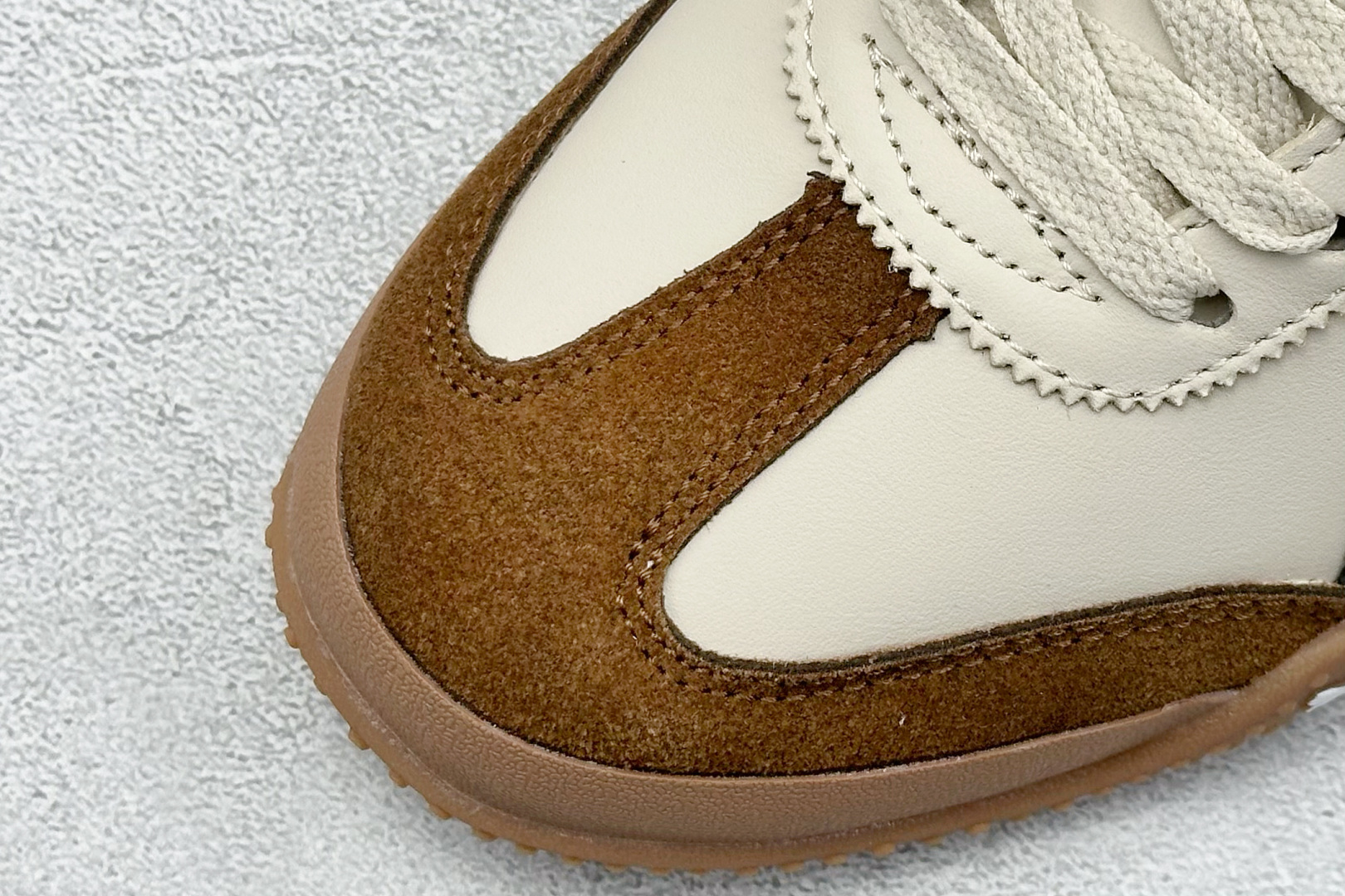  
TG版 Puma Bellta UT Leather 透气布面
彪马薄底系列 复古运动休闲跑鞋 
鞋