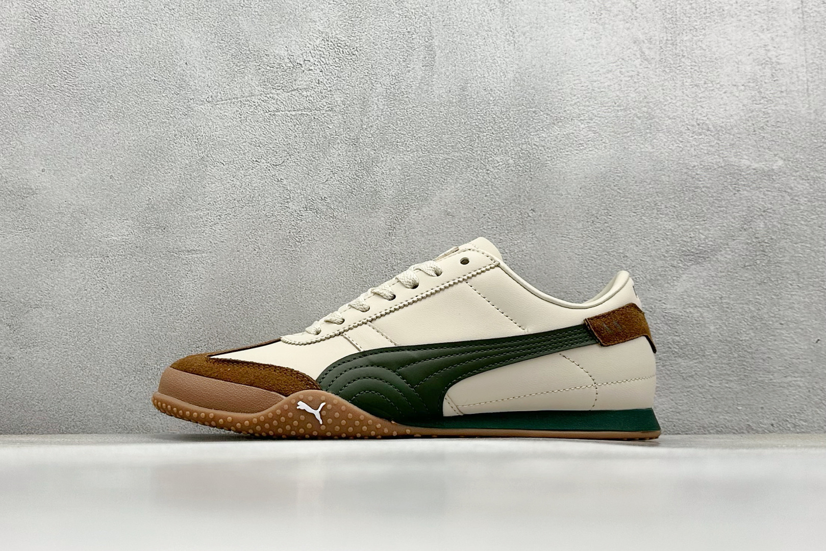  
TG版 Puma Bellta UT Leather 透气布面
彪马薄底系列 复古运动休闲跑鞋 
鞋