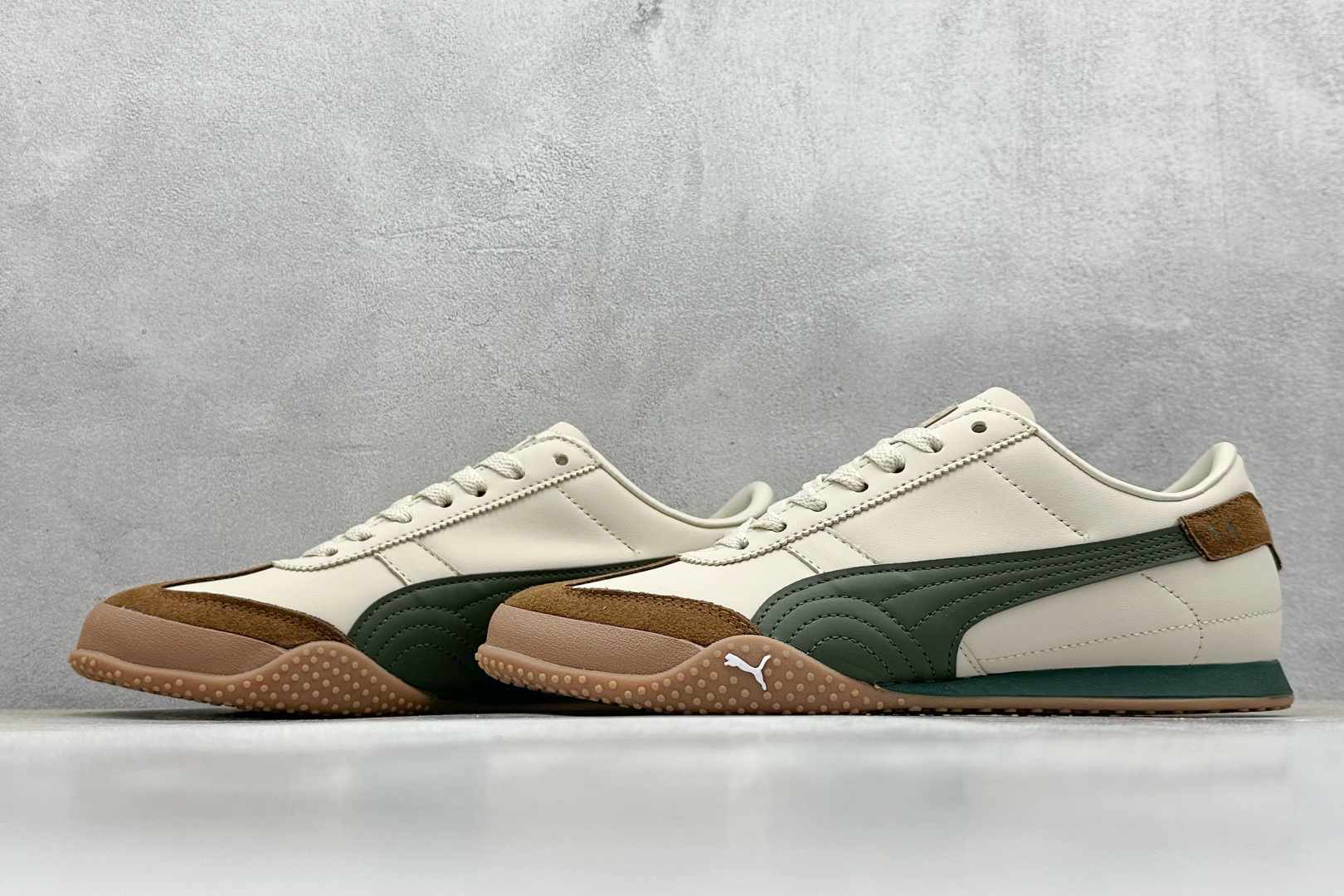  
TG版 Puma Bellta UT Leather 透气布面
彪马薄底系列 复古运动休闲跑鞋 
鞋