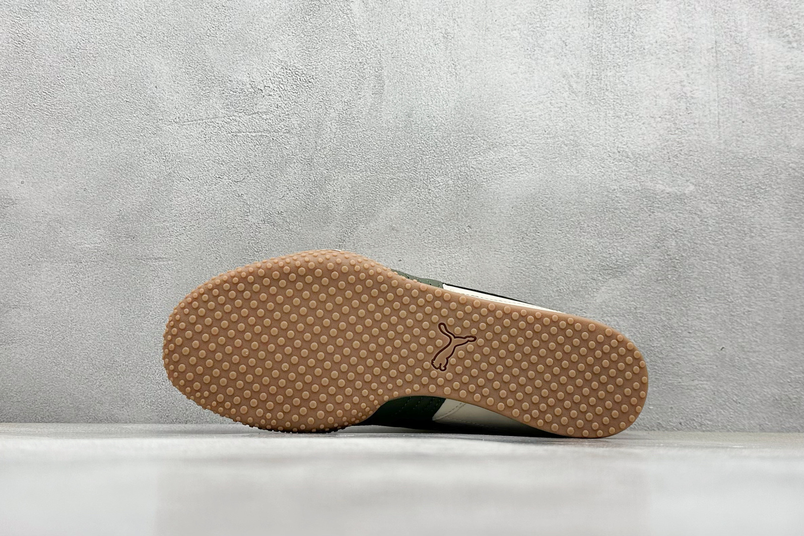 
TG版 Puma Bellta UT Leather 透气布面
彪马薄底系列 复古运动休闲跑鞋 
鞋