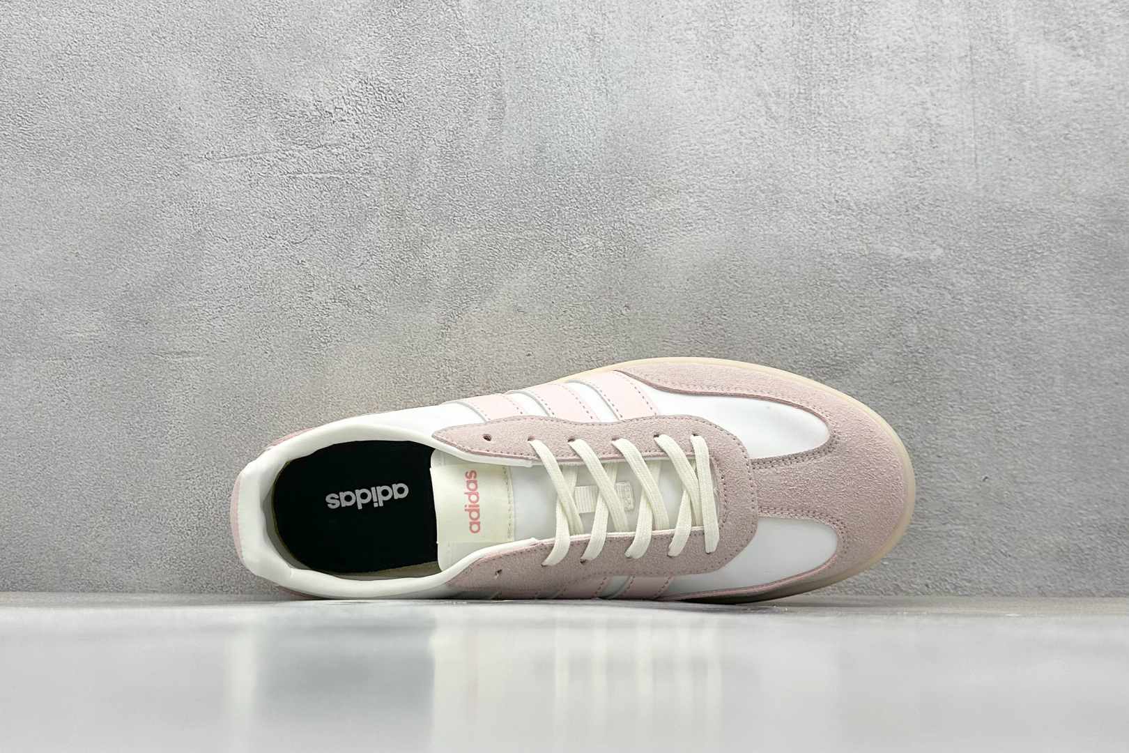  
Adidas Barreda Decode 阿迪舒适减震低帮休闲板鞋

货号：JI2322
尺码：
