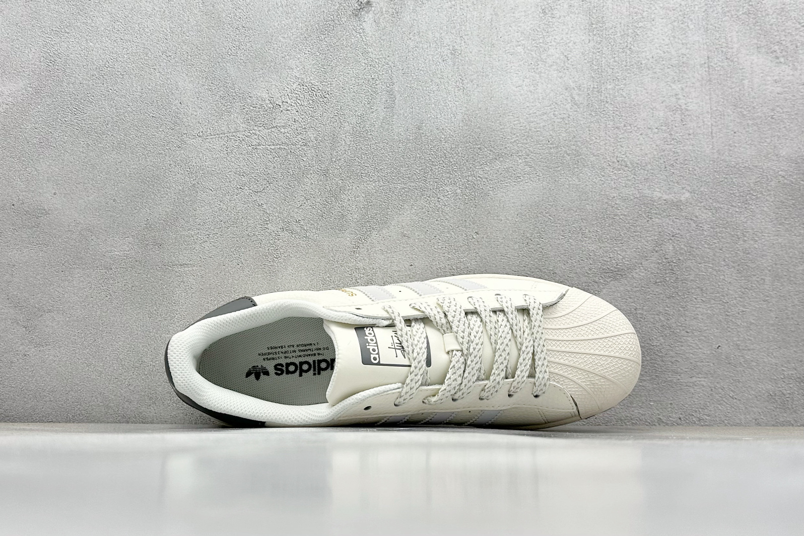 AD Originals Superstar x Stussy 白灰黑 HD2211
