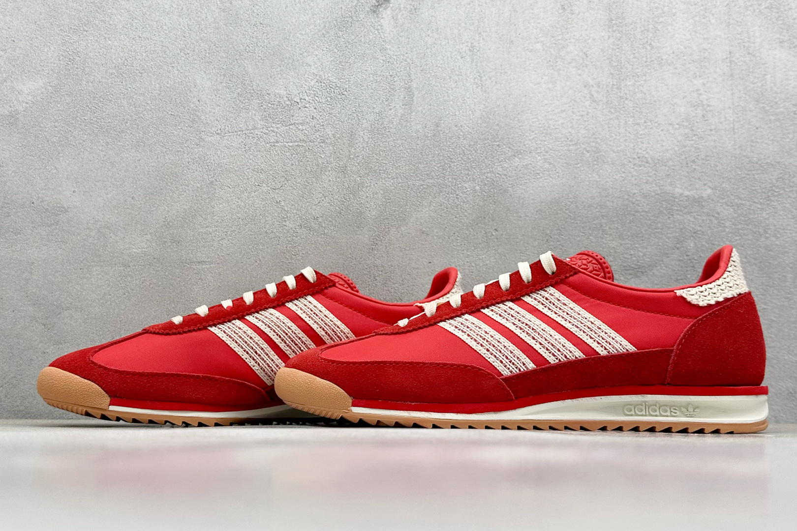  
BF版 Adidas Originals SL 72 OG 阿迪经典复古慢跑鞋

货号：JI274