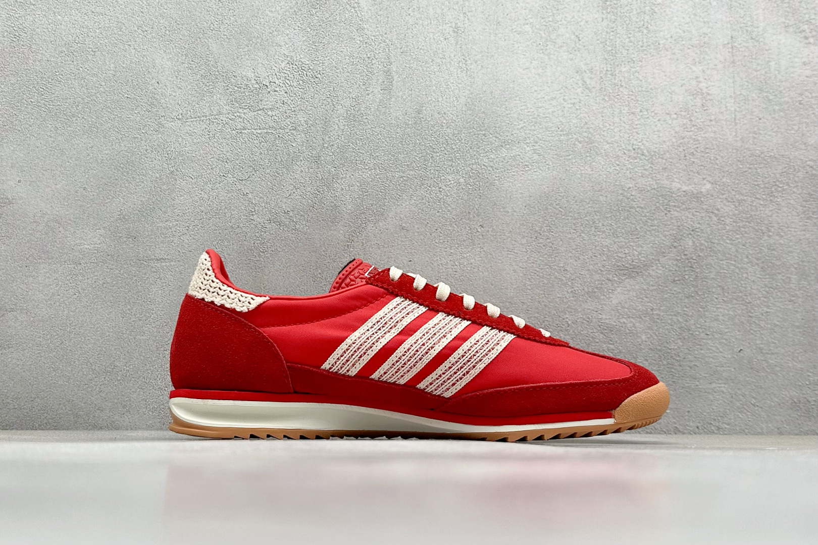  
BF版 Adidas Originals SL 72 OG 阿迪经典复古慢跑鞋

货号：JI274