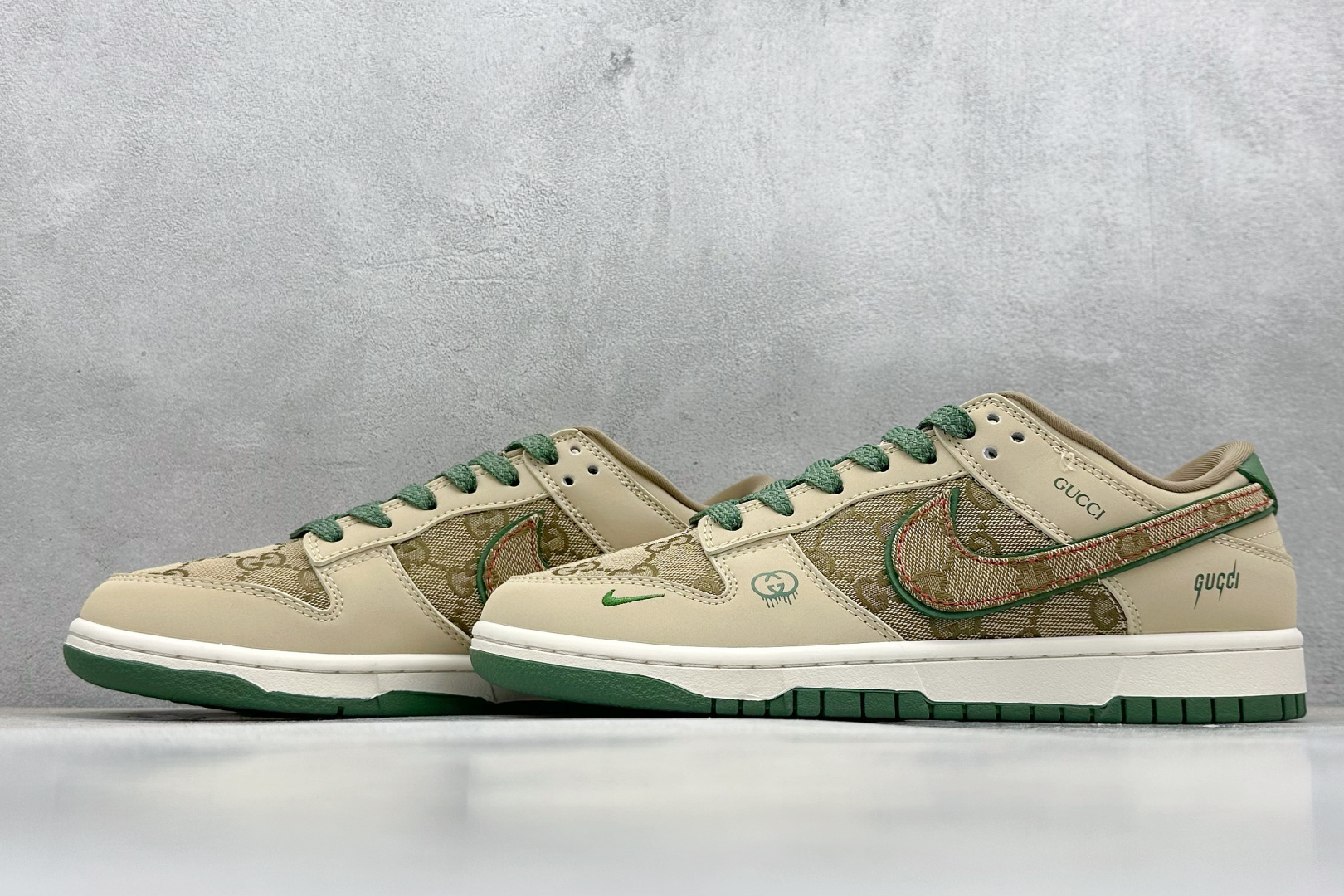  
Nike SB Dunk Low x GUCCI 棕绿小钩
纯原大厂出品 极力推荐
原装头层材料 独