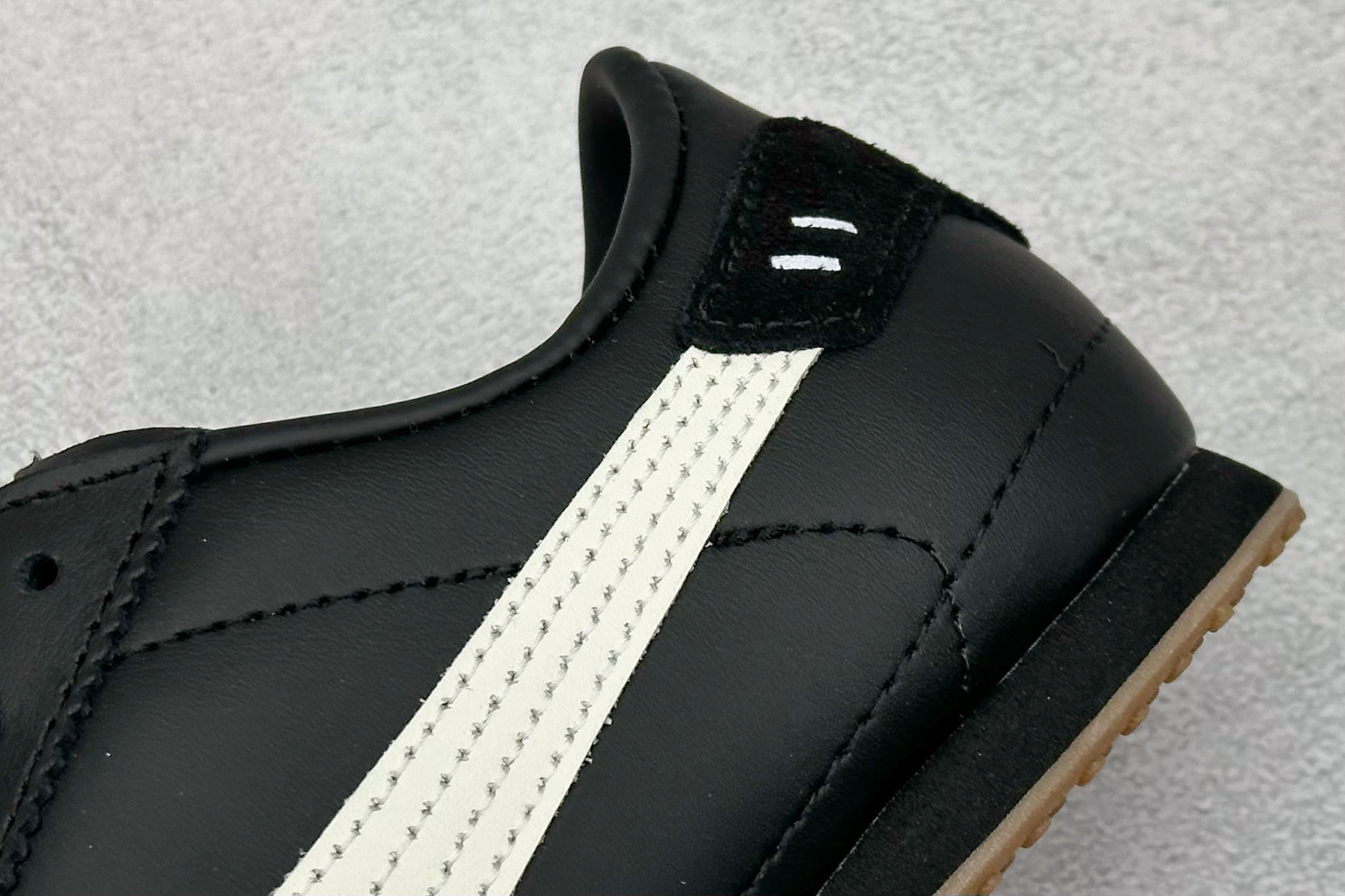  
PUMA Speedcat OG 舒适运动 防滑轻便 低帮 生活休闲鞋 
男女款运动休闲鞋达人推荐新