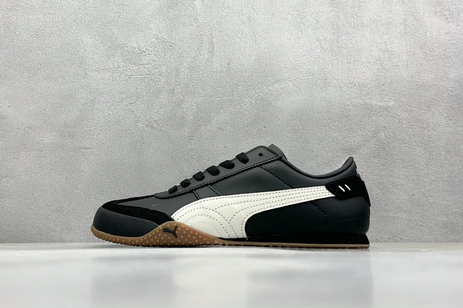  
PUMA Speedcat OG 舒适运动 防滑轻便 低帮 生活休闲鞋 
男女款运动休闲鞋达人推荐新