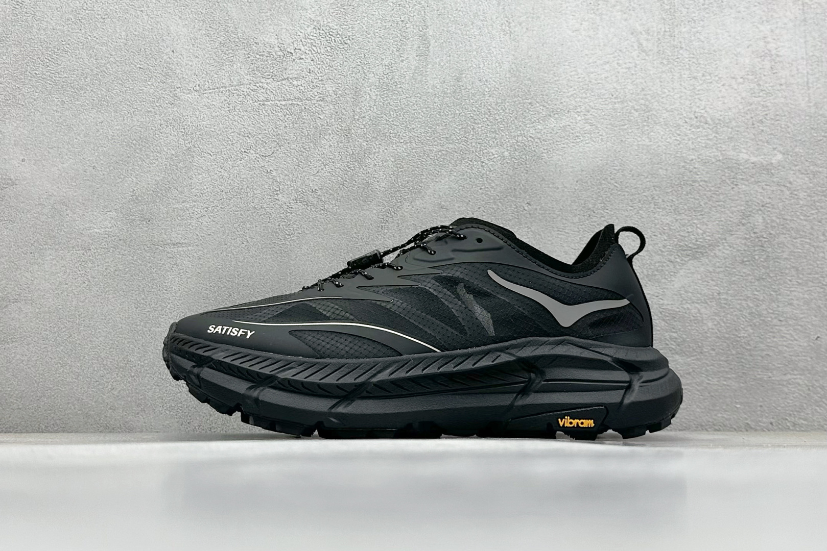  
HOKA ONE ONE Satisfy Running Mafate Trail 低帮缓震户外登山