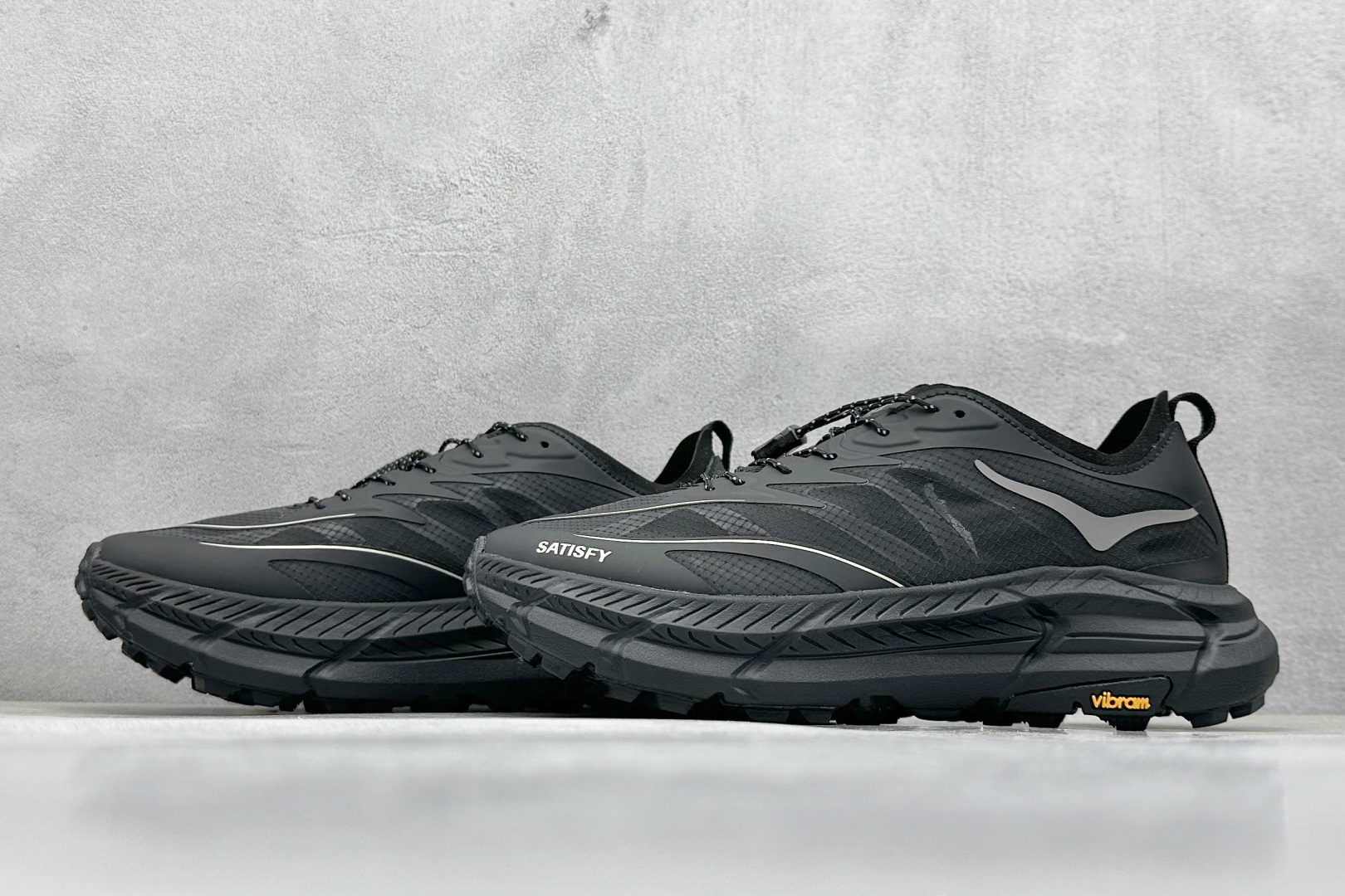  
HOKA ONE ONE Satisfy Running Mafate Trail 低帮缓震户外登山
