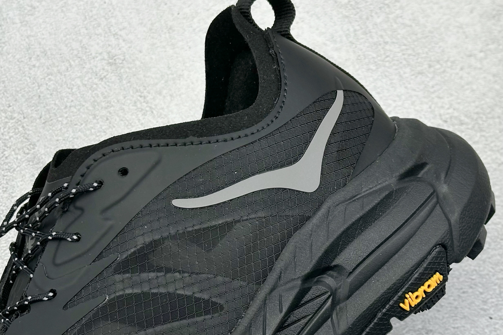  
HOKA ONE ONE Satisfy Running Mafate Trail 低帮缓震户外登山