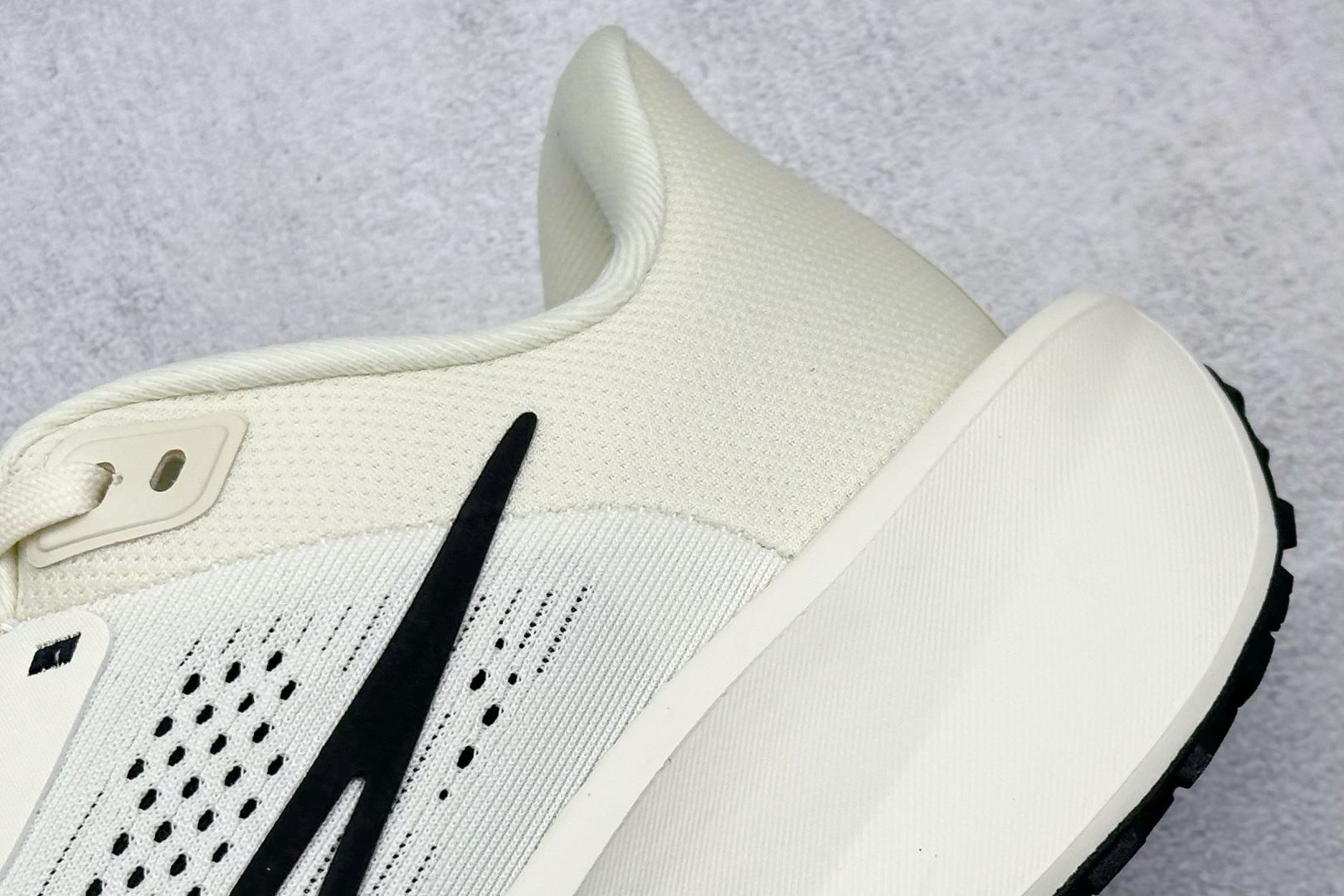 Nike Quest 6公路跑步鞋 FD6033-104