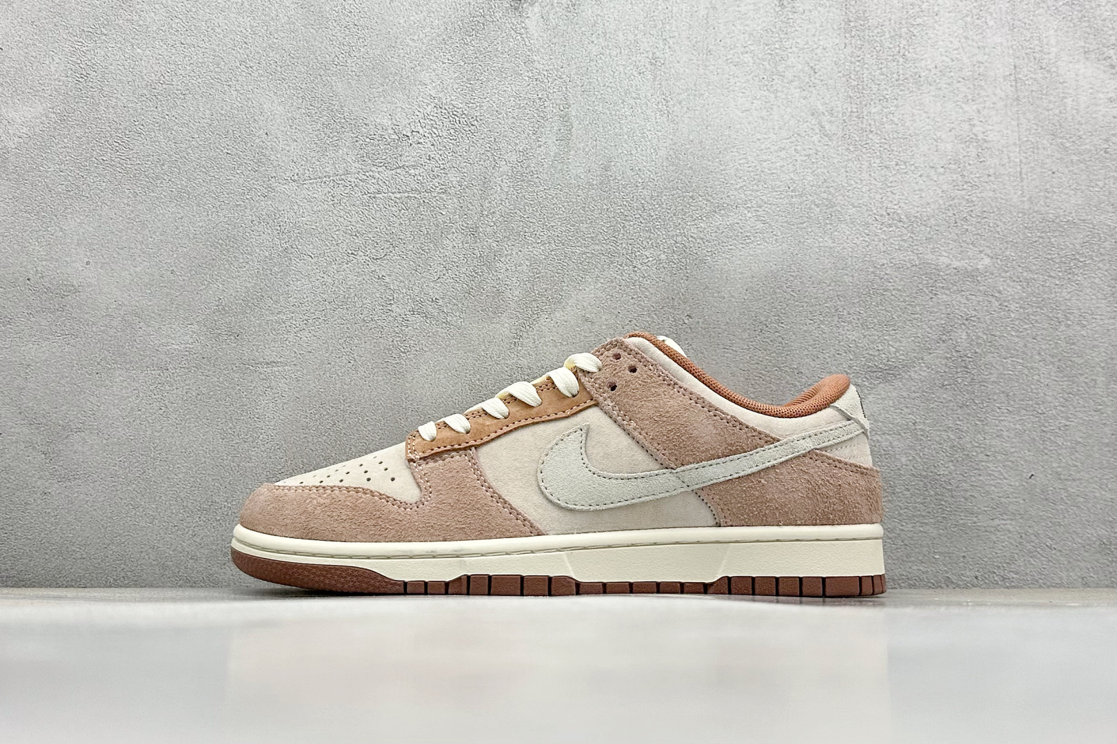 GS福利 
NK SB Dunk Low 
性价比天花板 尝鲜先行版
原装头层材料 独家版型蒸餾加工
帶