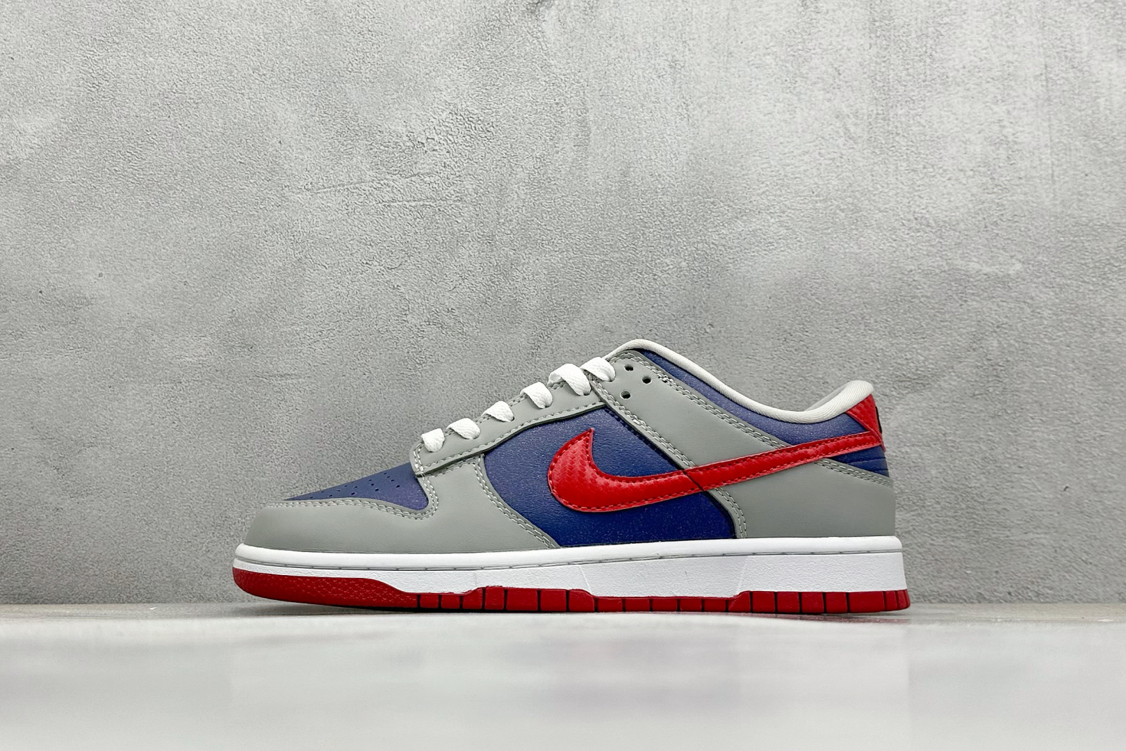 GS福利 
NK SB Dunk Low 
性价比天花板 尝鲜先行版
原装头层材料 独家版型蒸餾加工
帶