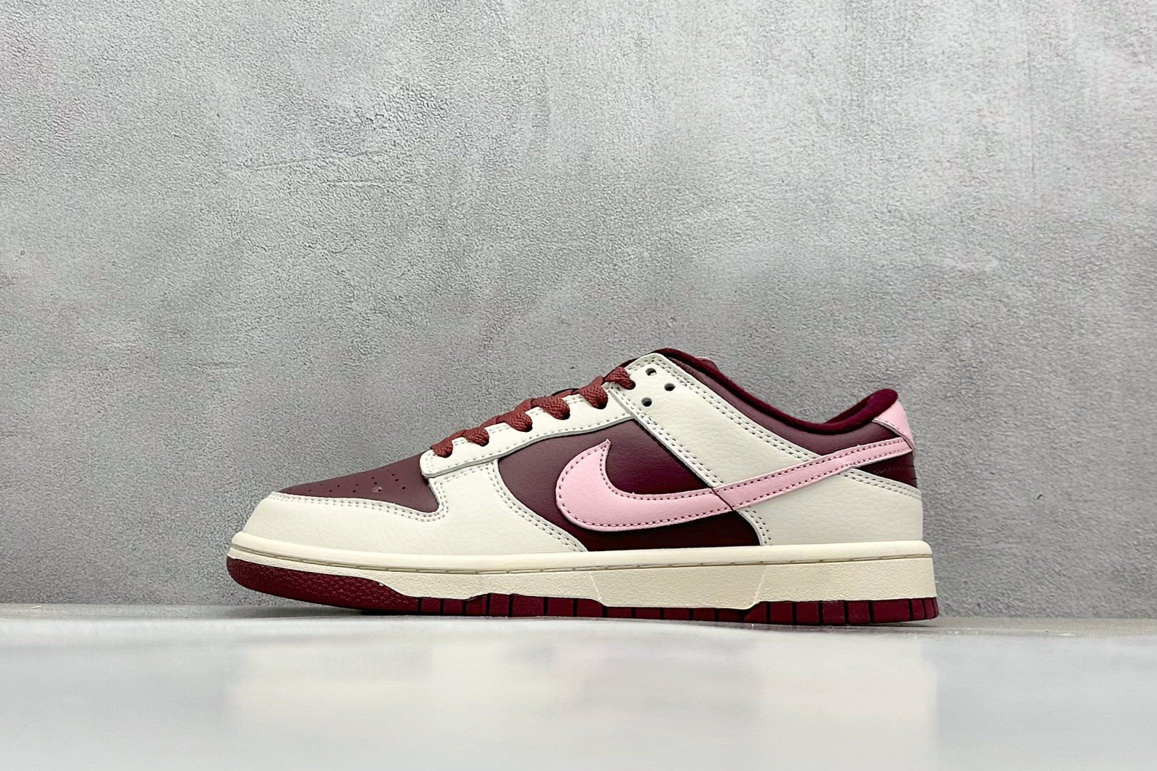 GS福利 
NK SB Dunk Low 
性价比天花板 尝鲜先行版
原装头层材料 独家版型蒸餾加工
帶