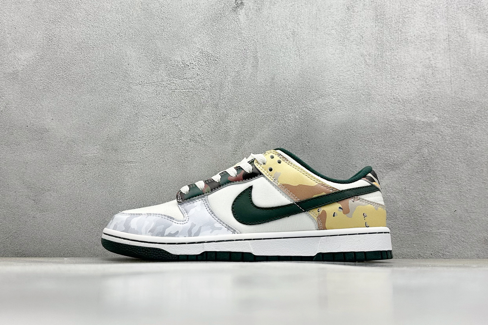 GS福利 
NK SB Dunk Low 
性价比天花板 尝鲜先行版
原装头层材料 独家版型蒸餾加工
帶