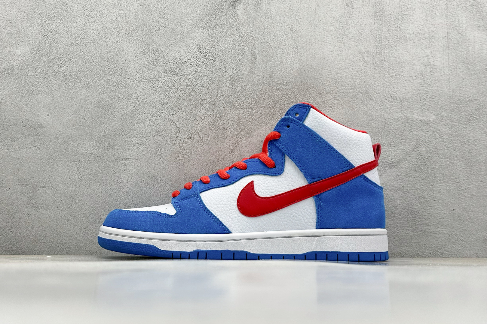 GS福利 
NK SB Dunk Low 
性价比天花板 尝鲜先行版
原装头层材料 独家版型蒸餾加工
帶