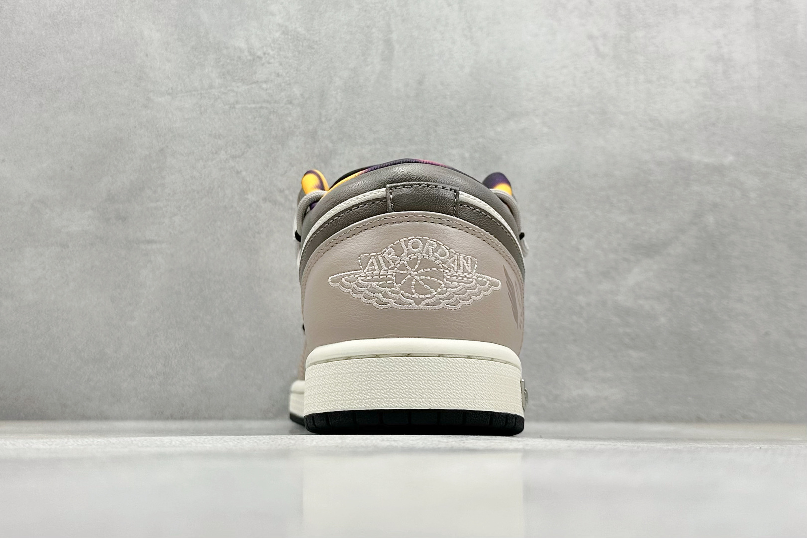  终端放店
FS版 Air Jordan 1 Low AJ1 乔1熊猫恶作剧 街头涂鸦-天使恶魔 低帮篮