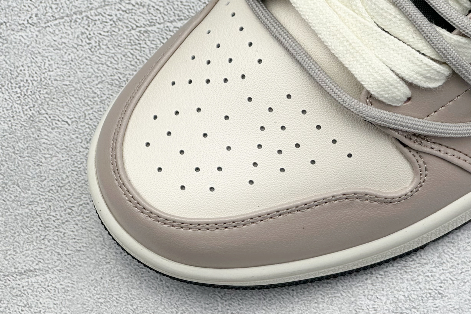  终端放店
FS版 Air Jordan 1 Low AJ1 乔1熊猫恶作剧 街头涂鸦-天使恶魔 低帮篮