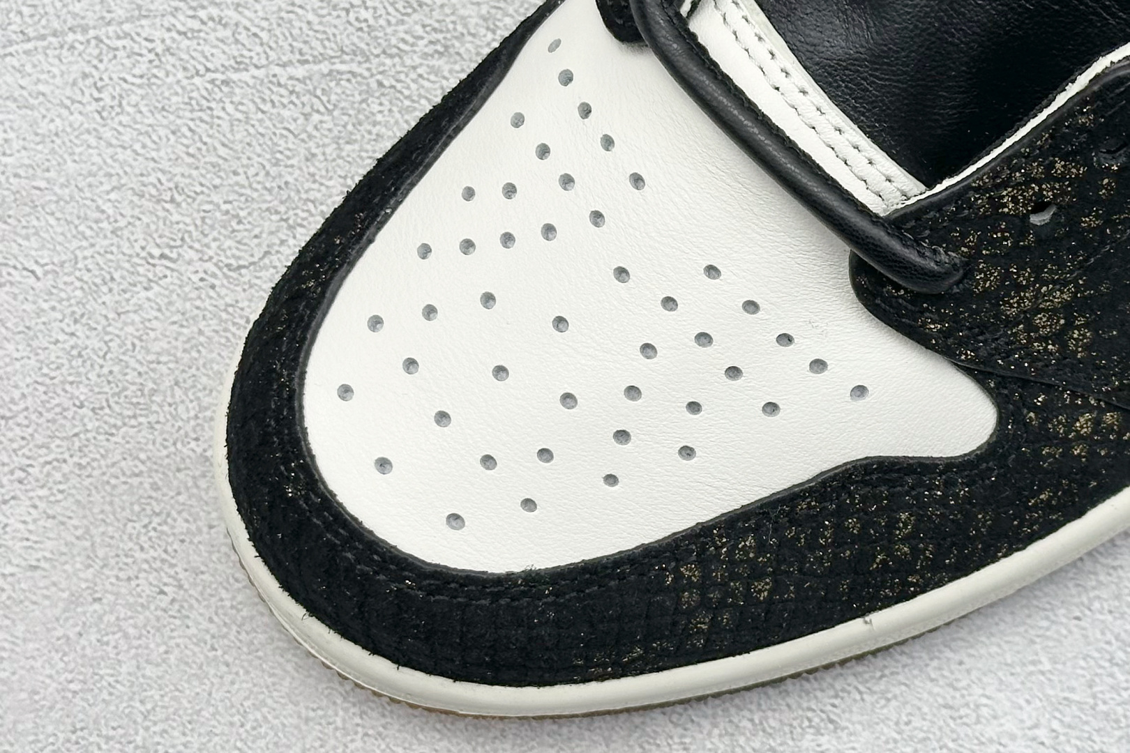 F版 Air Jordan 1 Retro High XUANWU ”玄武” 亚洲限定蛇年 IB3165-091