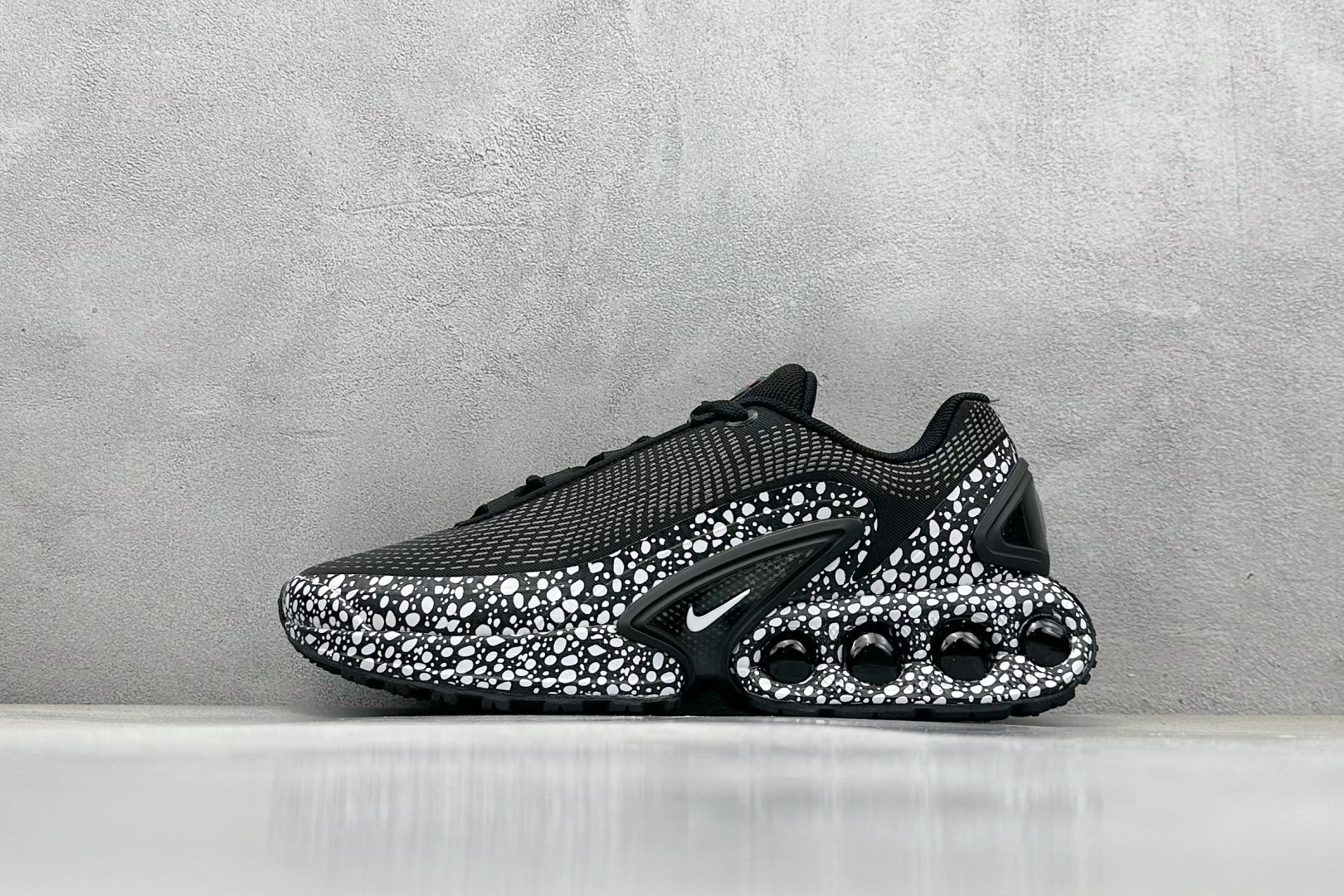 终端放店
YH版 Nike Air Max Dn 网布 舒适时尚 减震耐磨 低帮 生活休闲鞋
今年