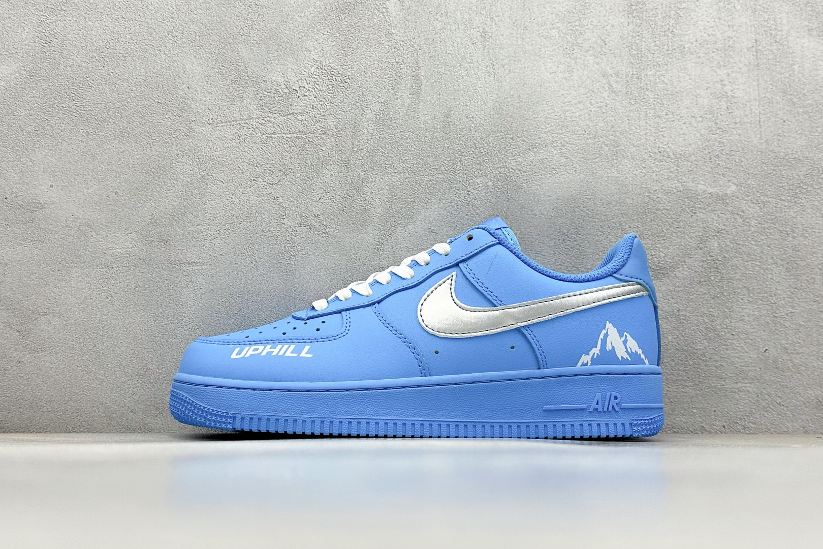  
Nike Air Force 1 Low 07 
原楦头原纸板 打造纯正低帮空军版型
专注外贸渠道 